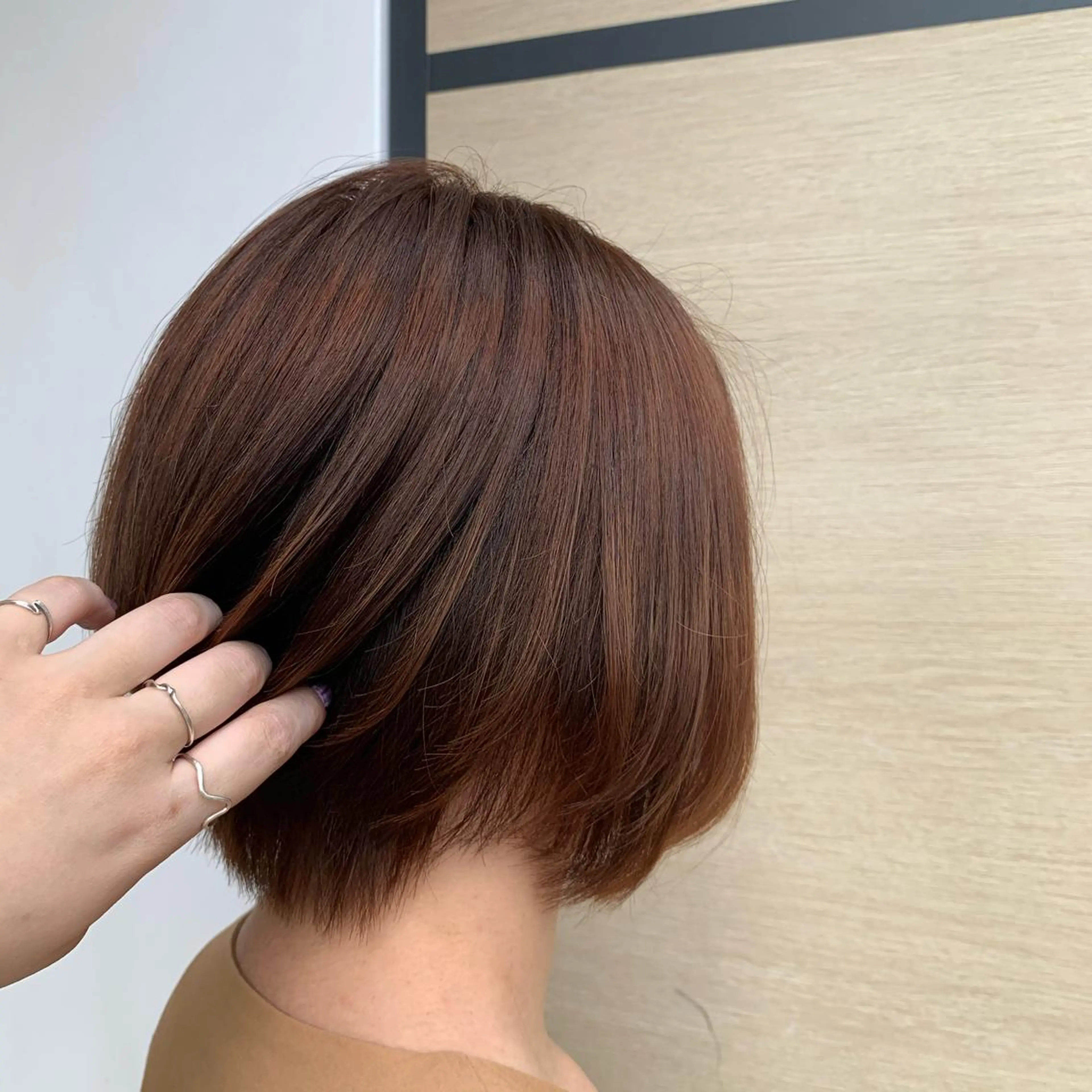 ショート カラー ブリーチ ブリーチなしカラー ヘアカラー トリートメント ウスイ ハルカのヘアスタイル