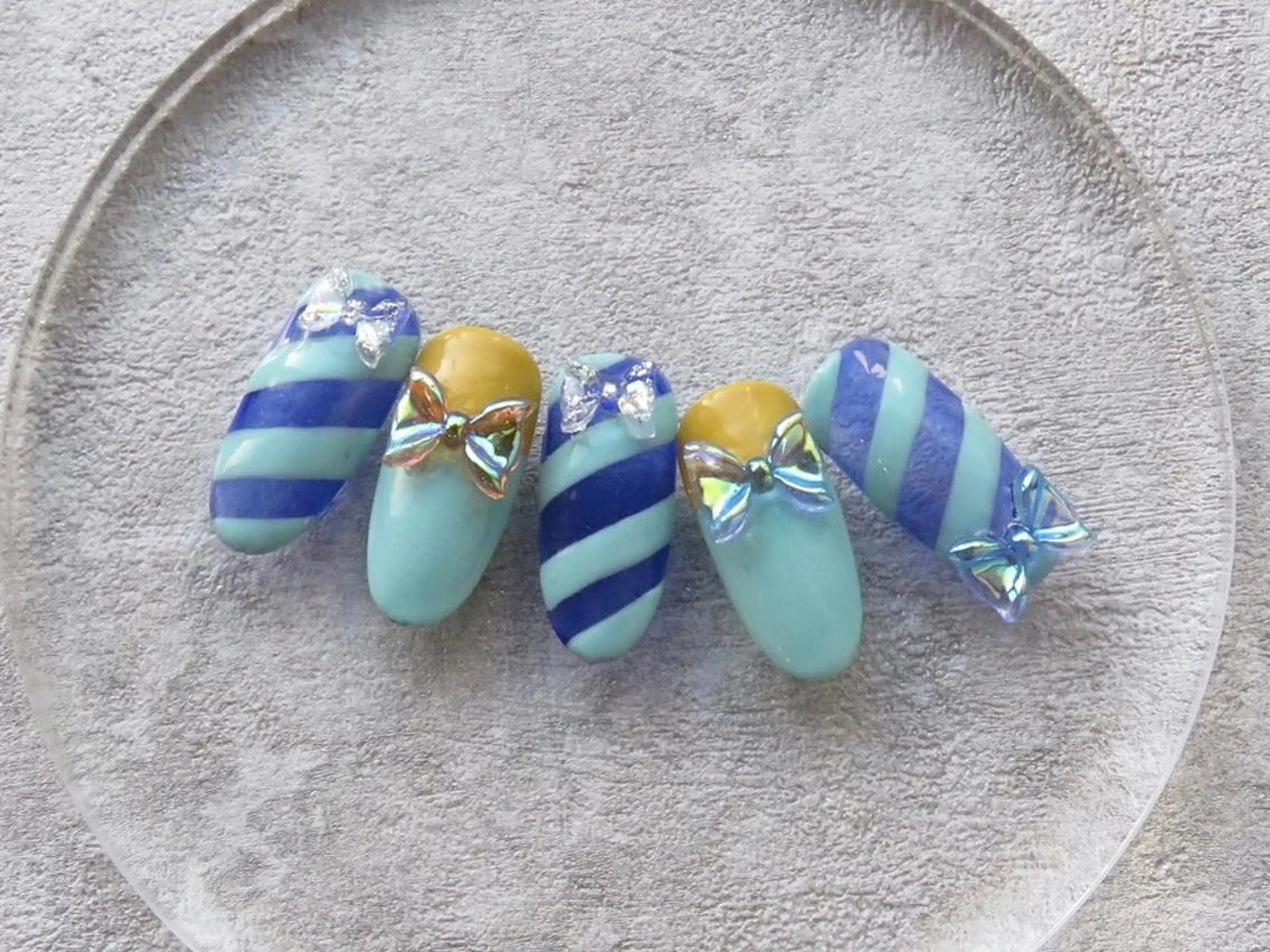 ネイル ONIKA Nail 青山通り店所属・ONIKA Nail 表参道A4🦋2分のネイルデザイン