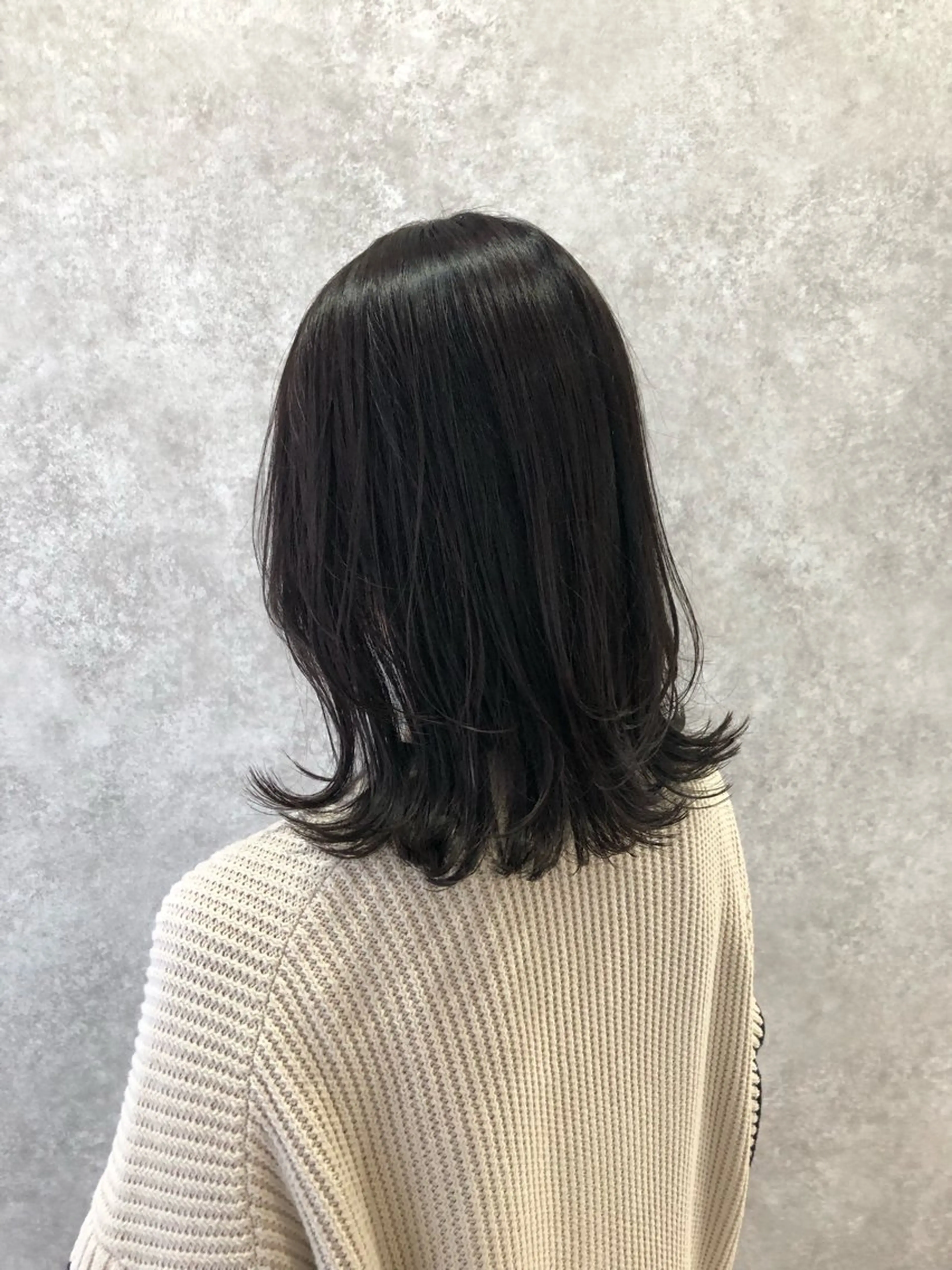 セミロング レイヤーカット カット 飛田 由貴のヘアスタイル