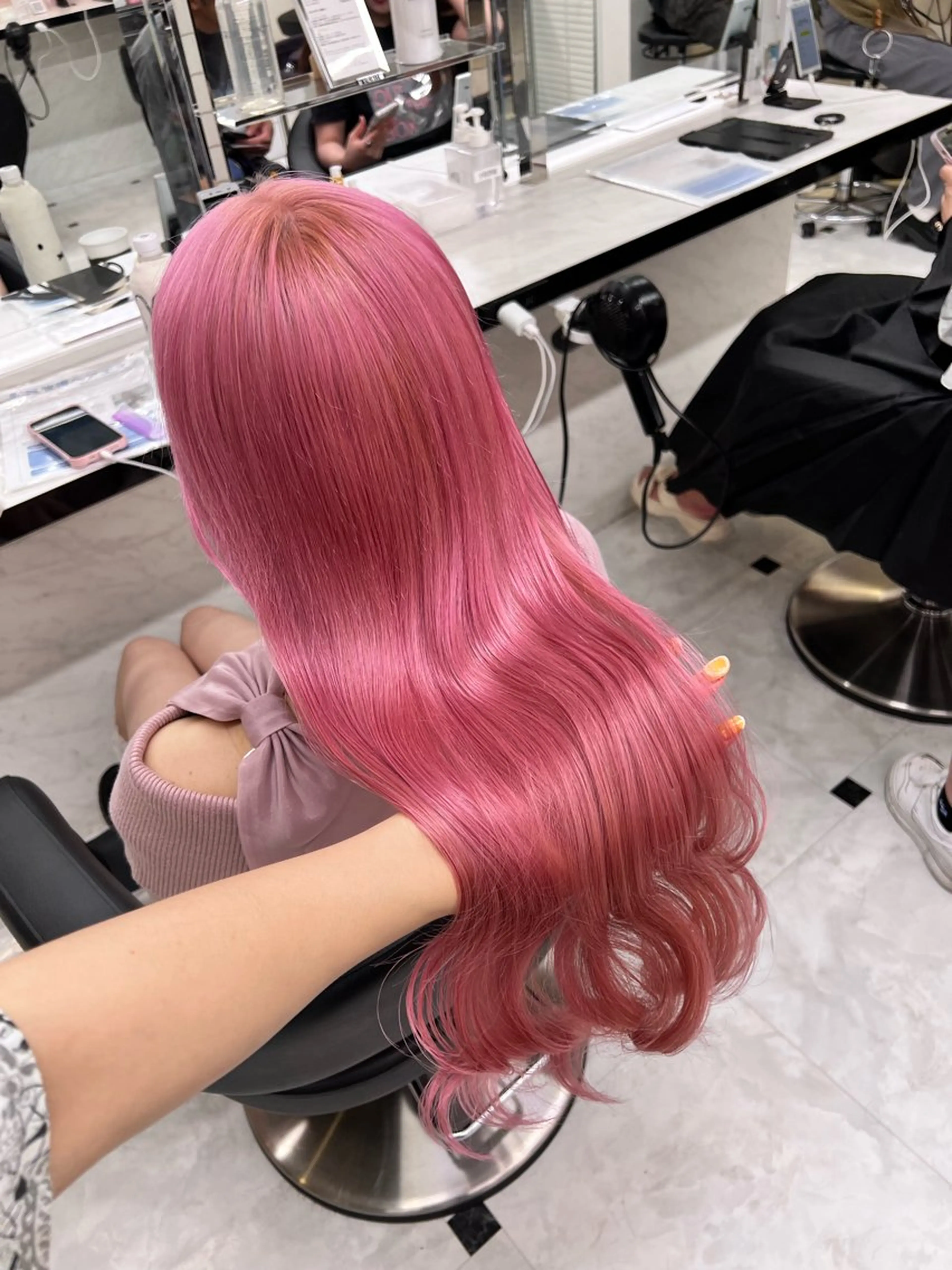 ミディアム カラー ヘアアレンジ ヘアカラー トリートメント ヘッドスパ ヘアセット 💕ブリーチカラー☁ 髪質改善💖サワのヘアスタイル