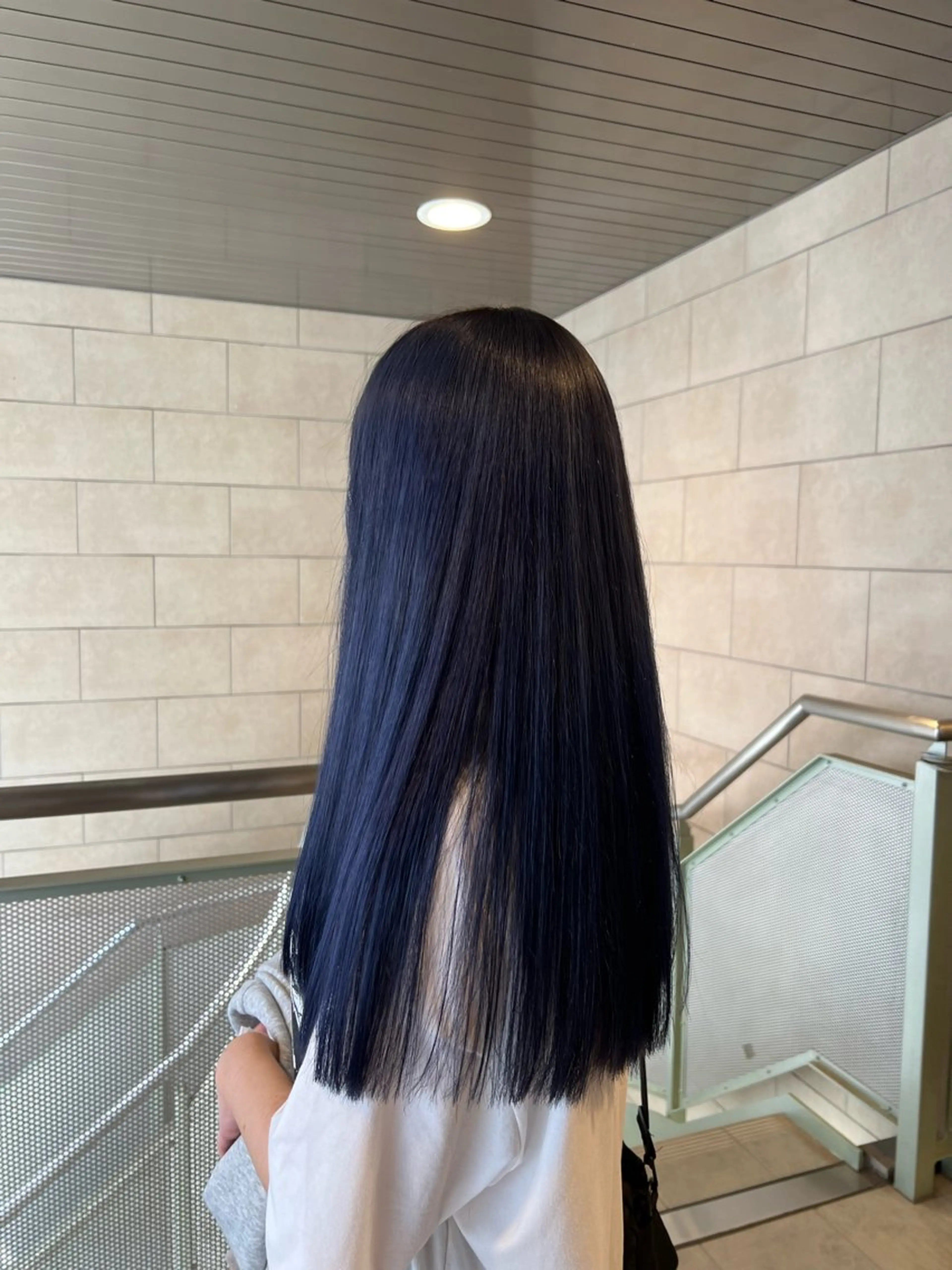 カラー 久永 菫のヘアスタイル