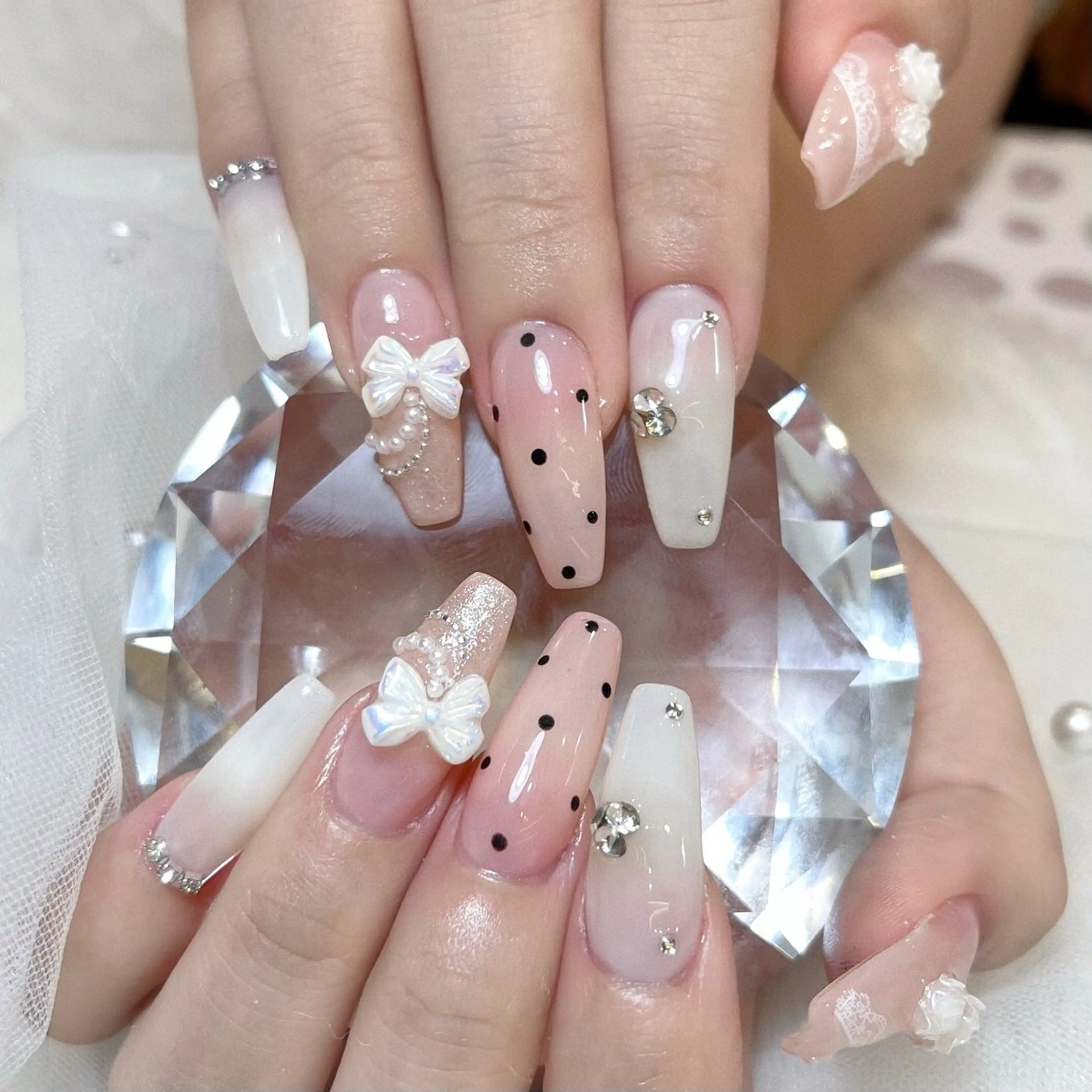 ミディアム Chiin Nail Stylistのネイルデザイン
