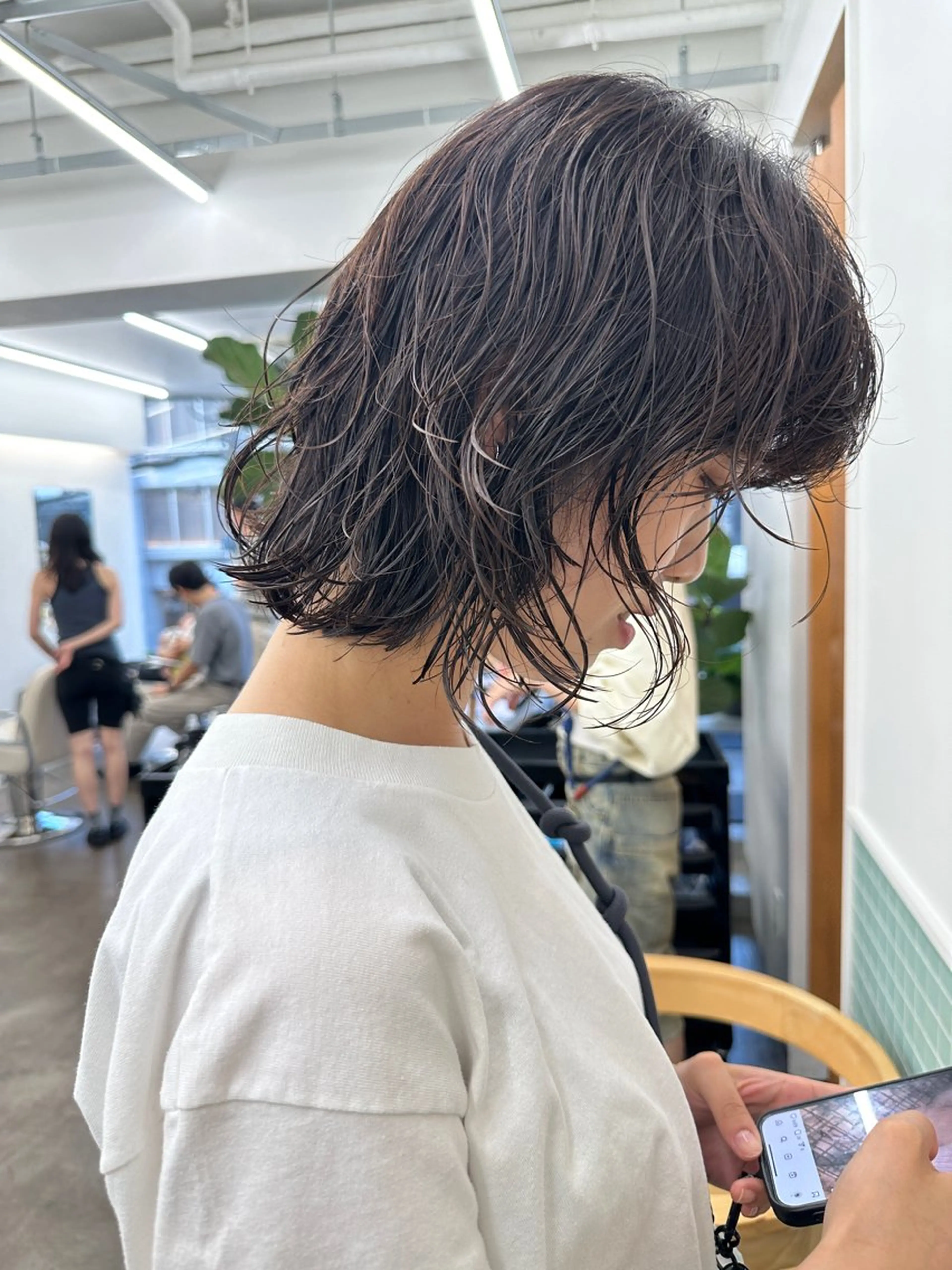 ショート カラー パーマ カット ヘアカラー パーマ ボブ/レイヤー/ケア パーマ/透明感カラーのヘアスタイル
