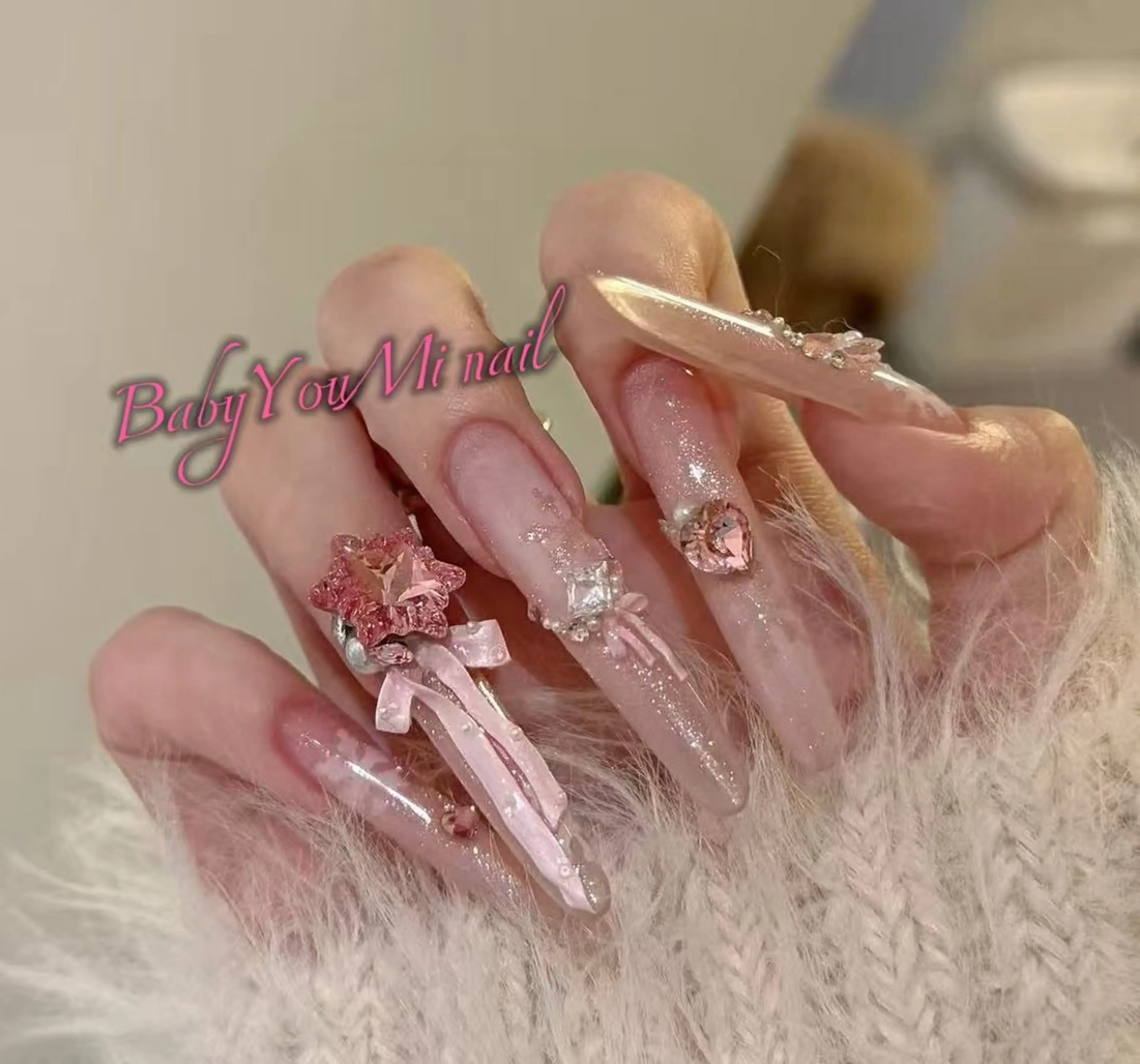ネイル オーロラネイル フラワーネイル フットネイル フレンチネイル ジェルネイル ハンドネイル BabyYouMi nailのネイルデザイン