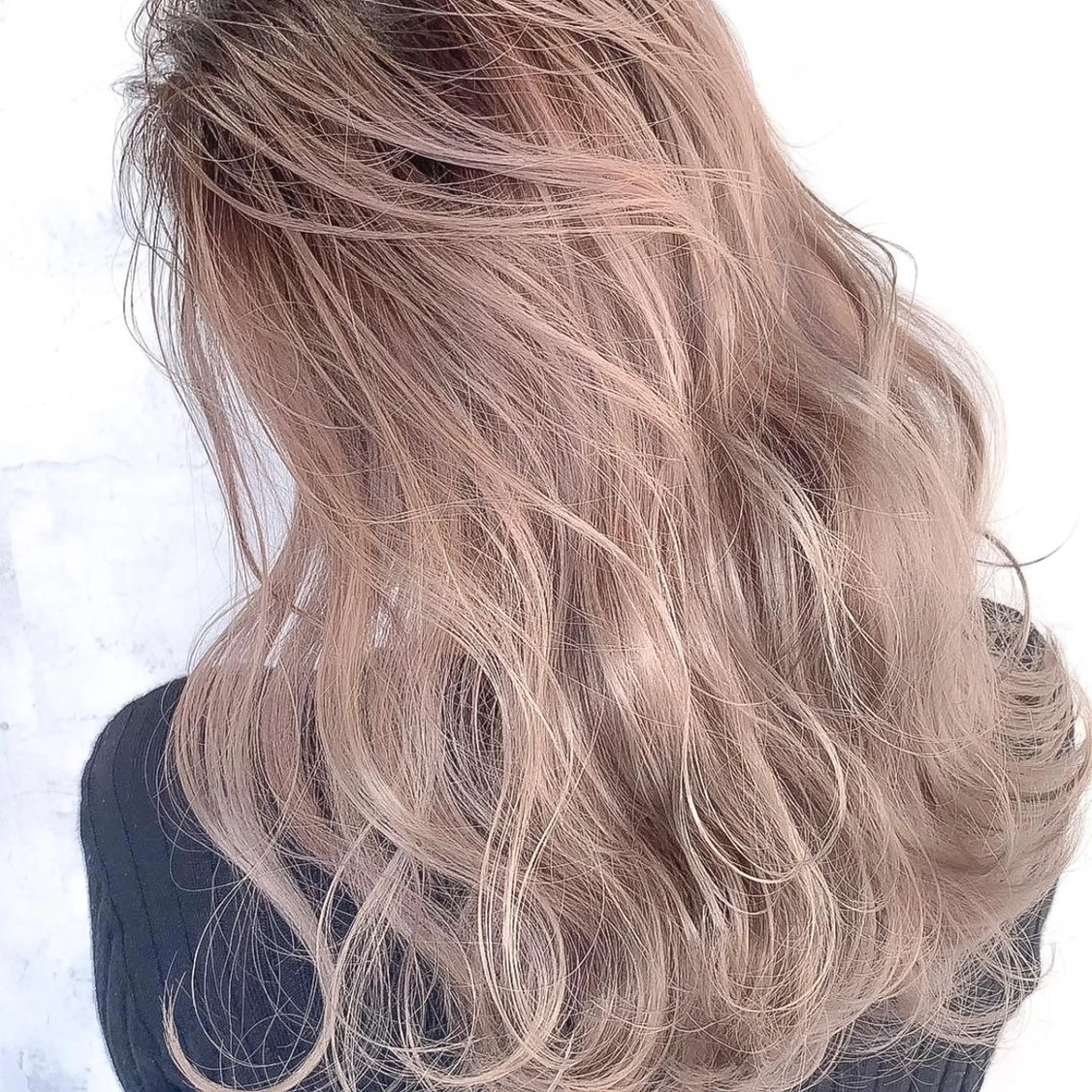 ミディアム カラー ビューティービースト 石垣店のヘアスタイル