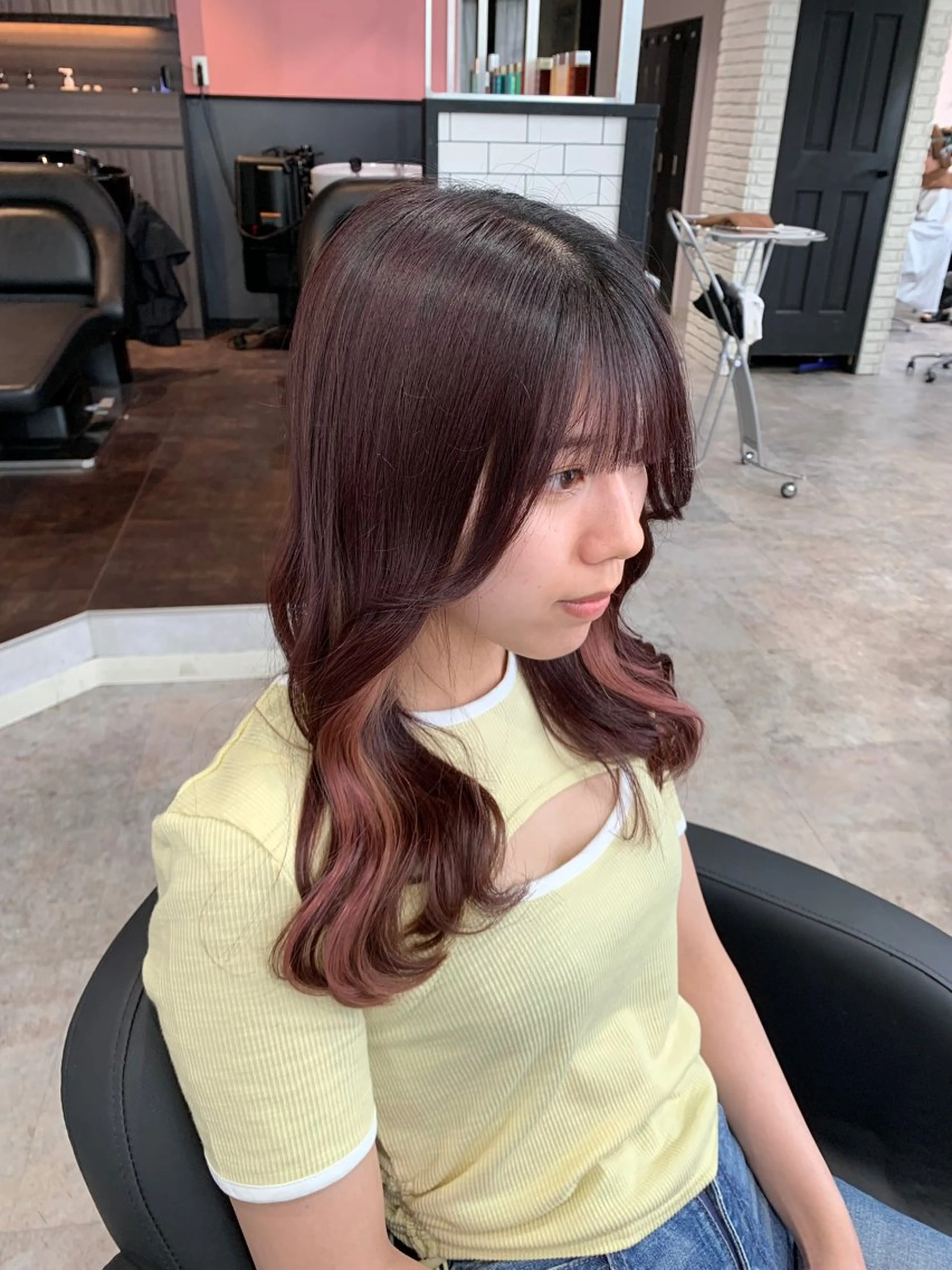 セミロング shes茶屋町アリサ 🎀顔周り×韓国風のヘアスタイル