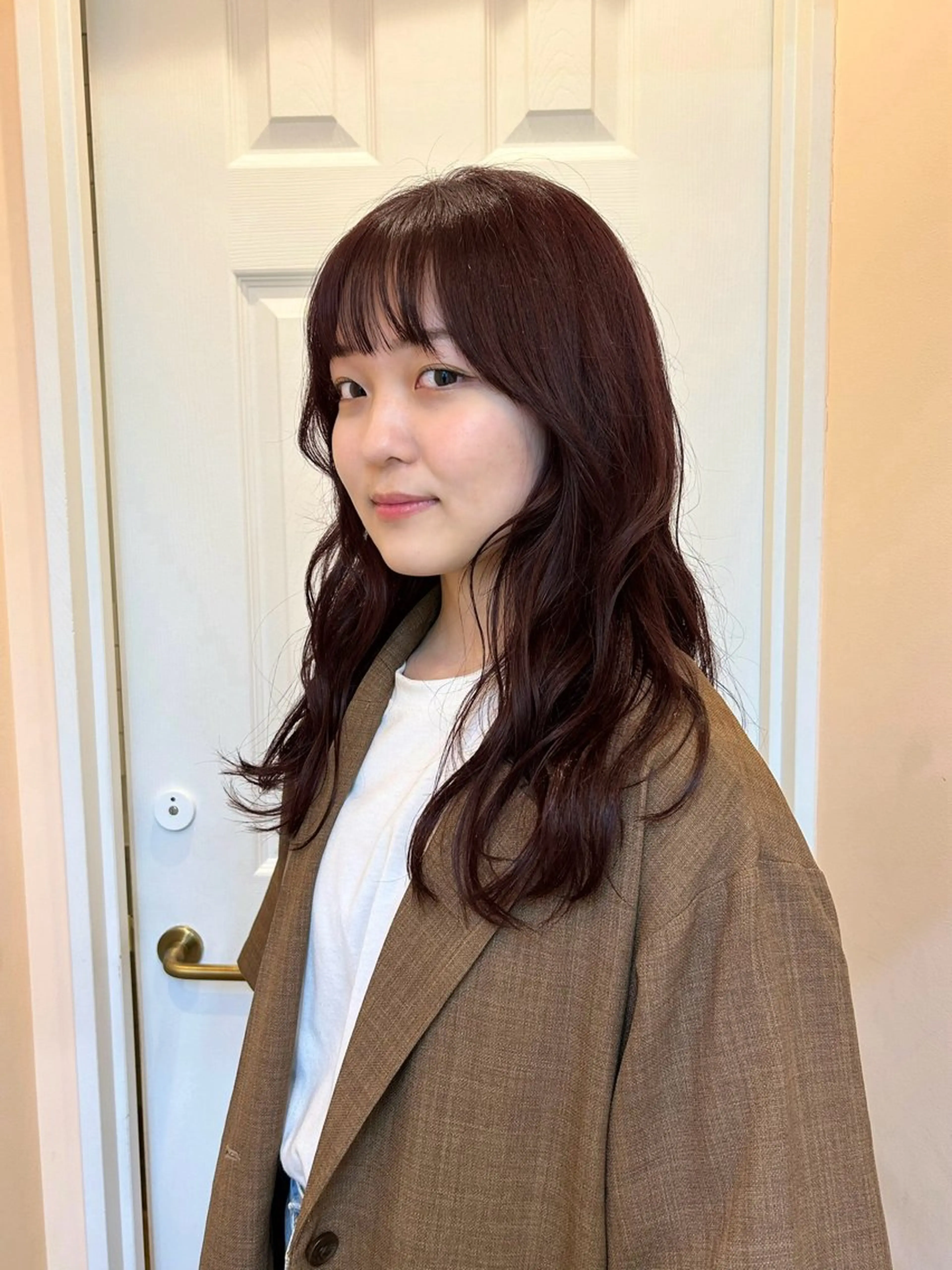ロング カラー Vibe所属・hanami パーマ/透明感カラーのヘアスタイル