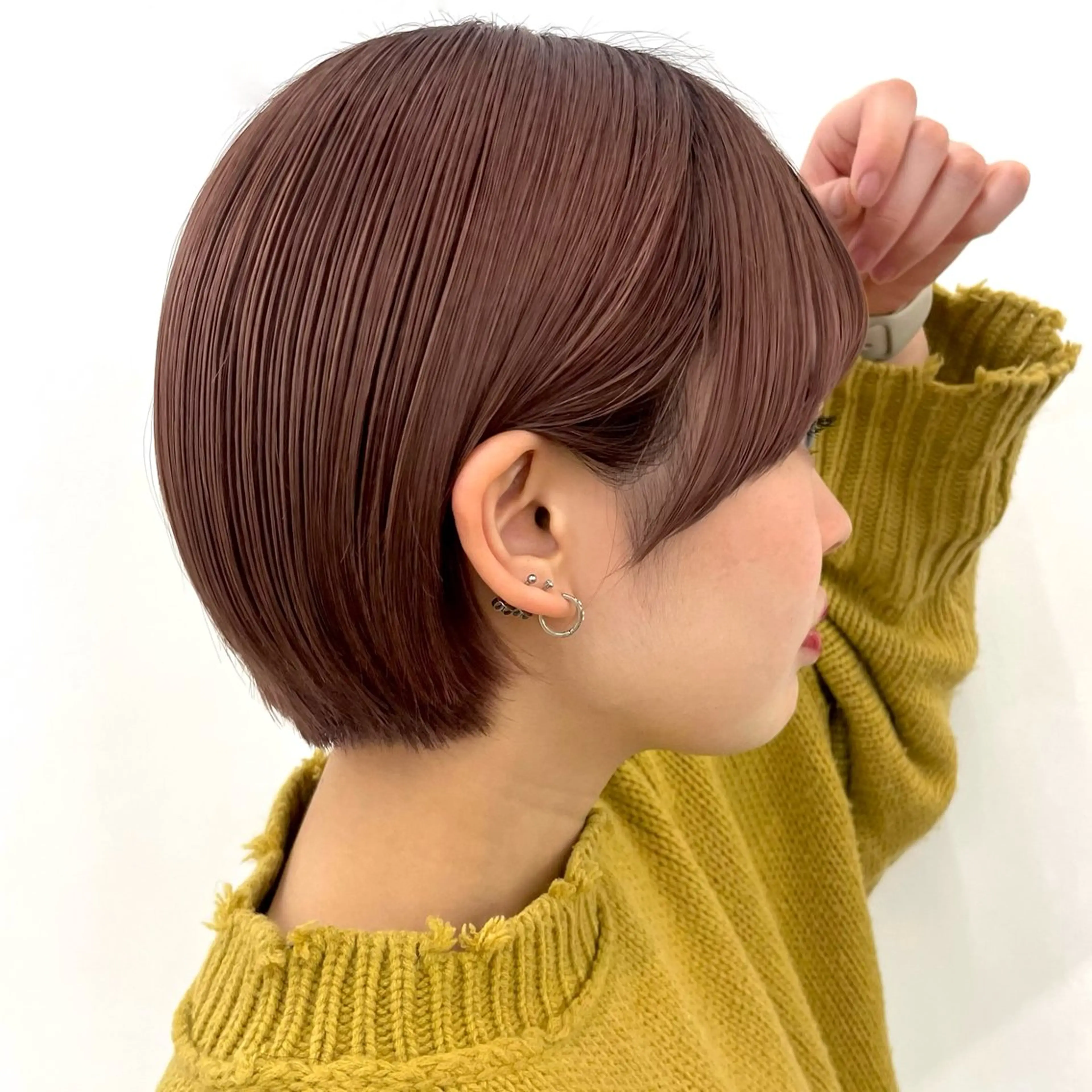 ショート カラー ブリーチ グレージュ ピンクカラー ボブ/レイヤー/ 艶髪/HANA💗のヘアスタイル