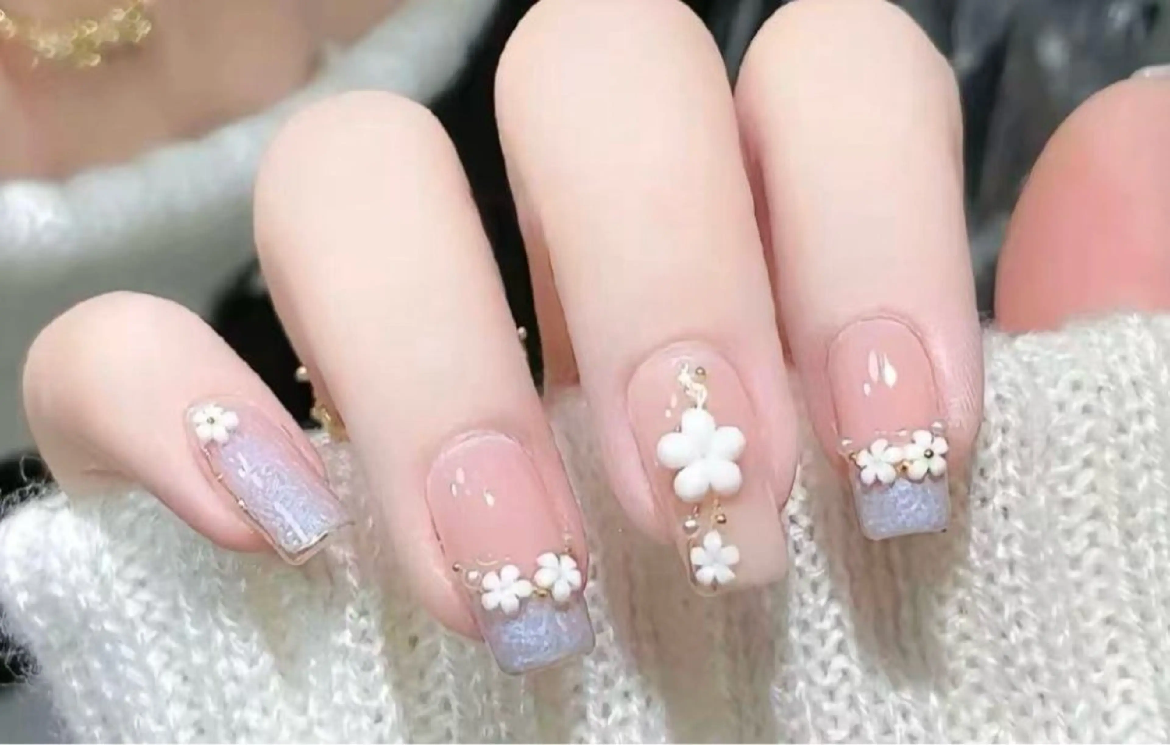 ネイル ハンドネイル フットネイル ハンドケア Queen NAIL SALON所属・林 かねいのネイルデザイン