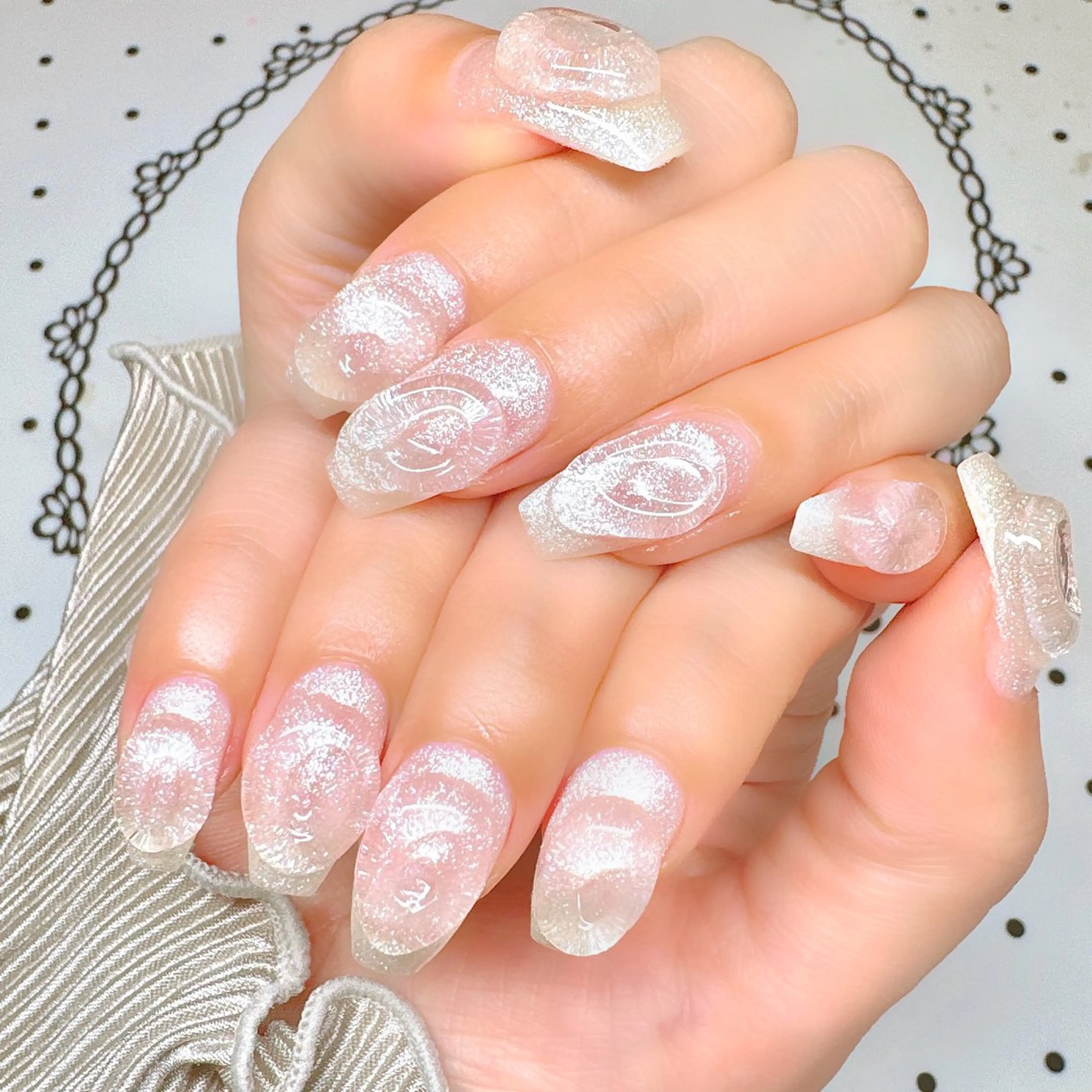 ネイル 長さ出し en.所属・en. NATSUKOのネイルデザイン