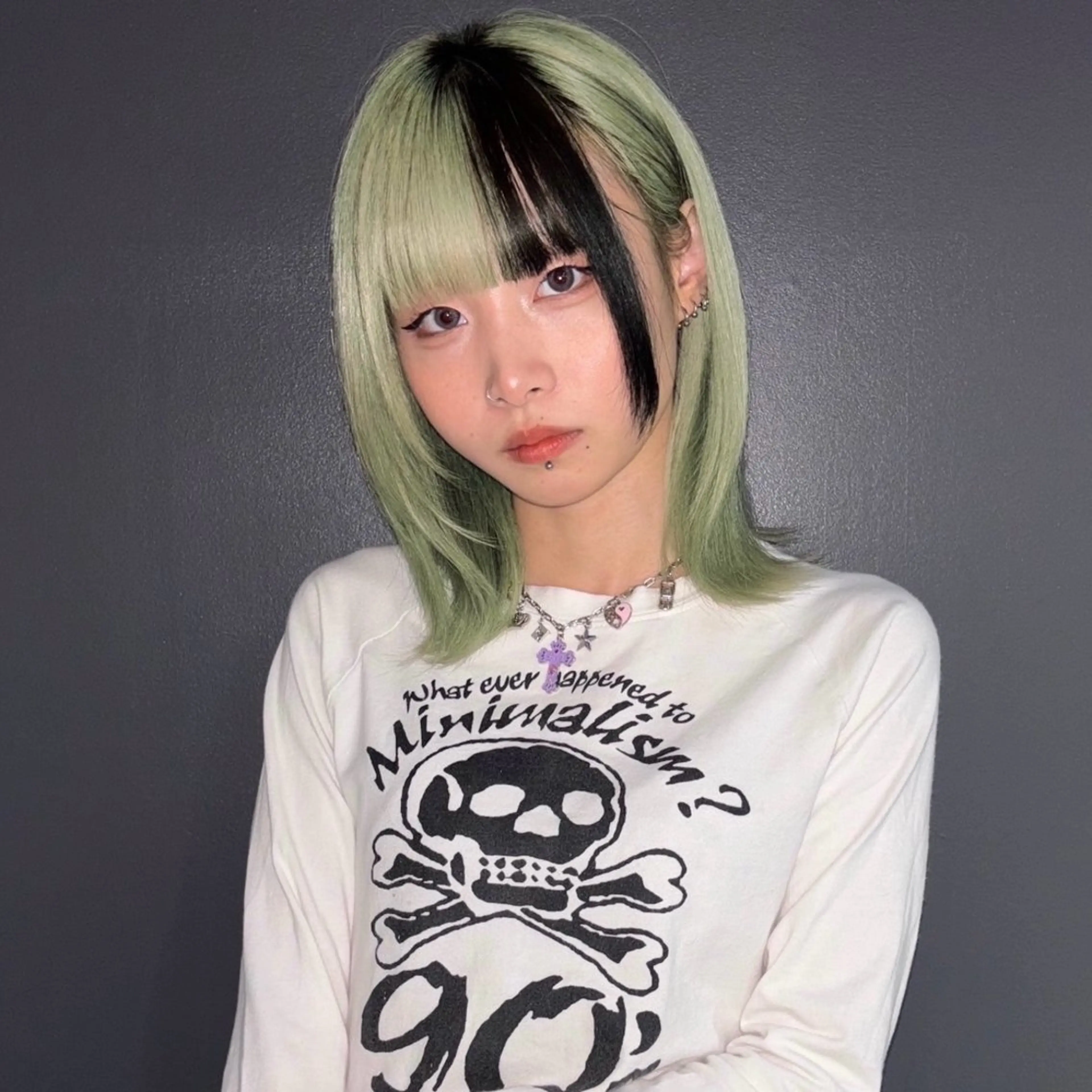 ショート カラー ★デザインカラー ハイトーン ももか★のヘアスタイル