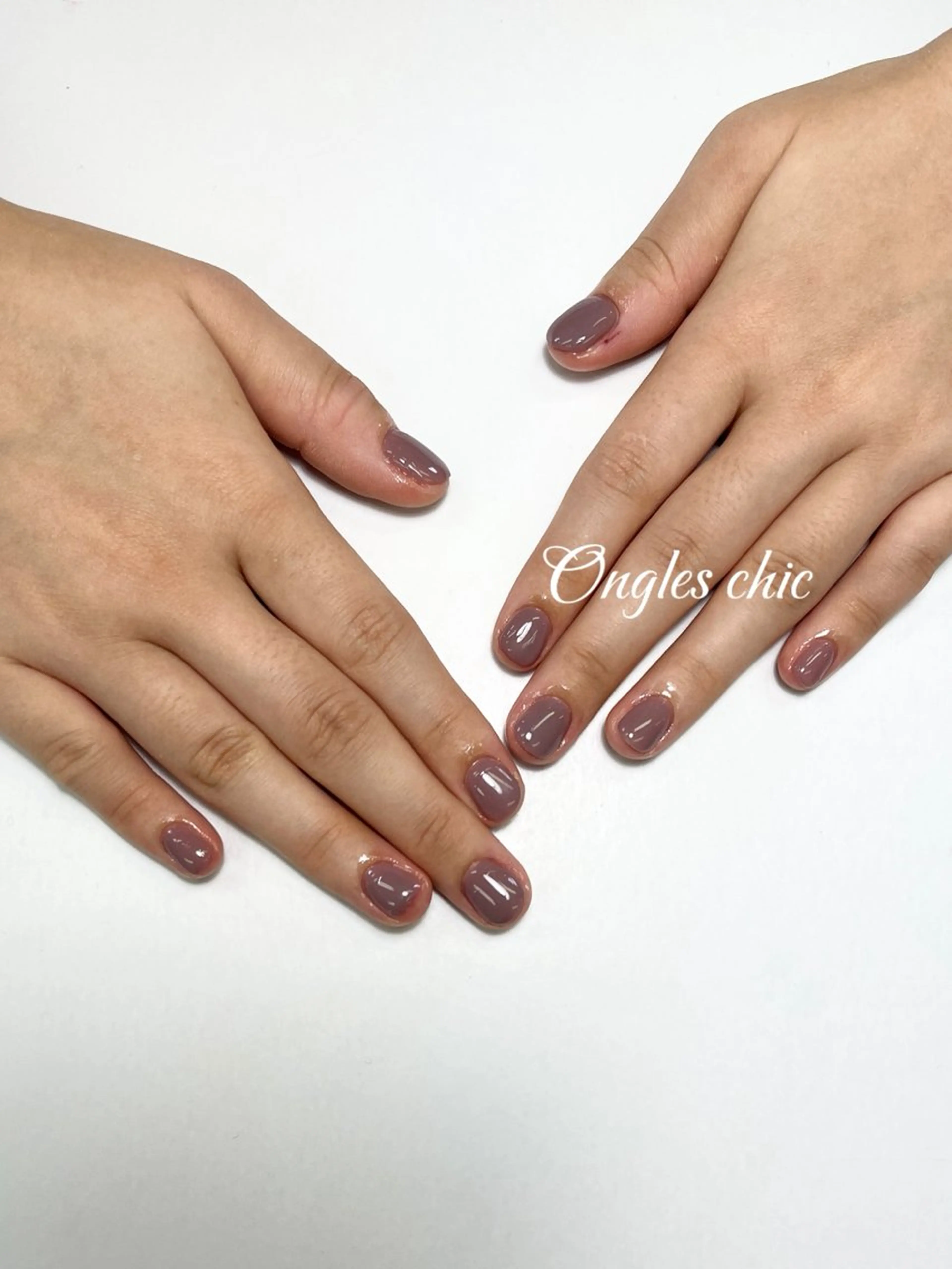 ネイル ハンドネイル ハンドケア ongles chicのネイルデザイン