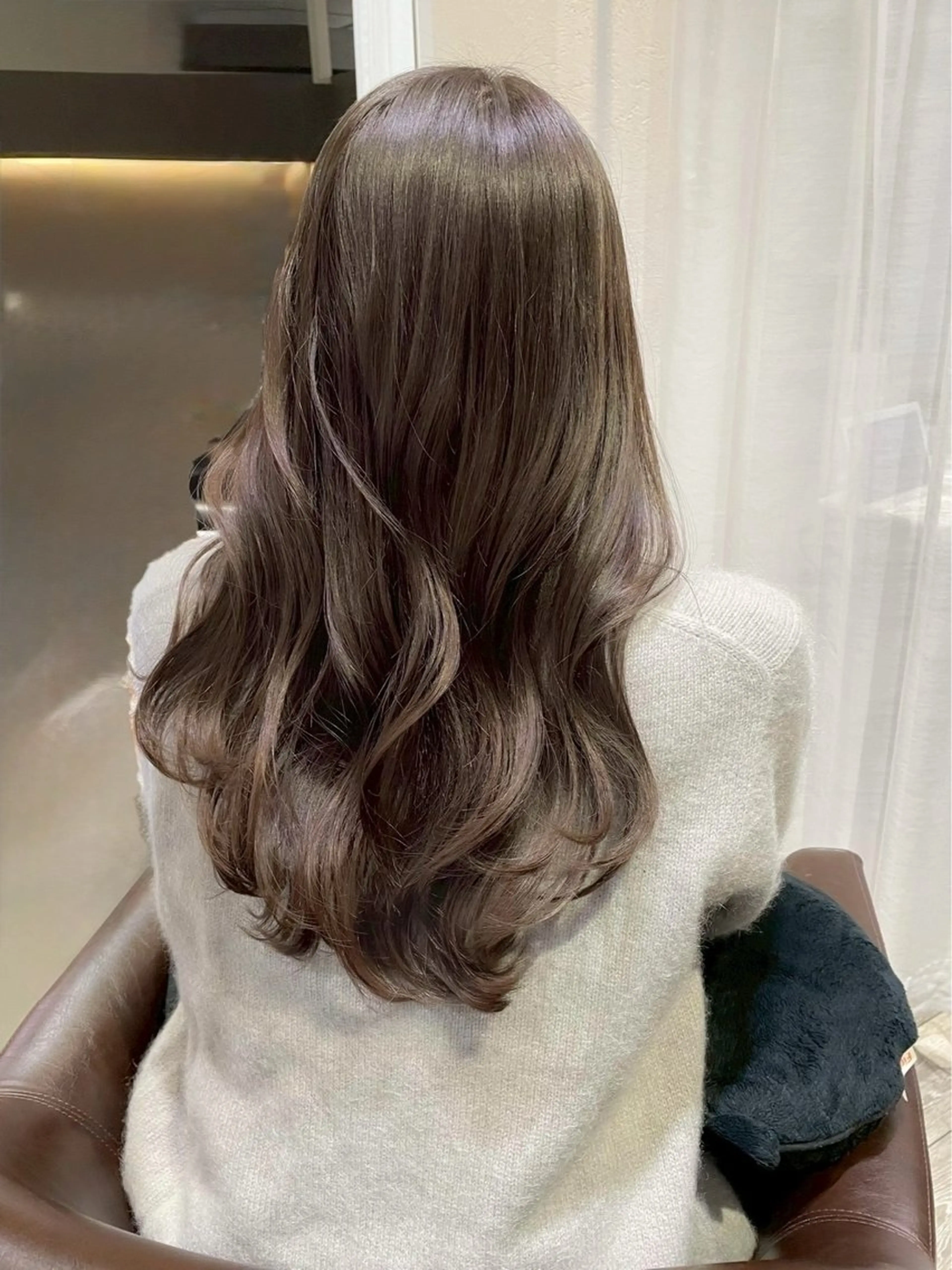 ロング カラー ネモ ユウのヘアスタイル