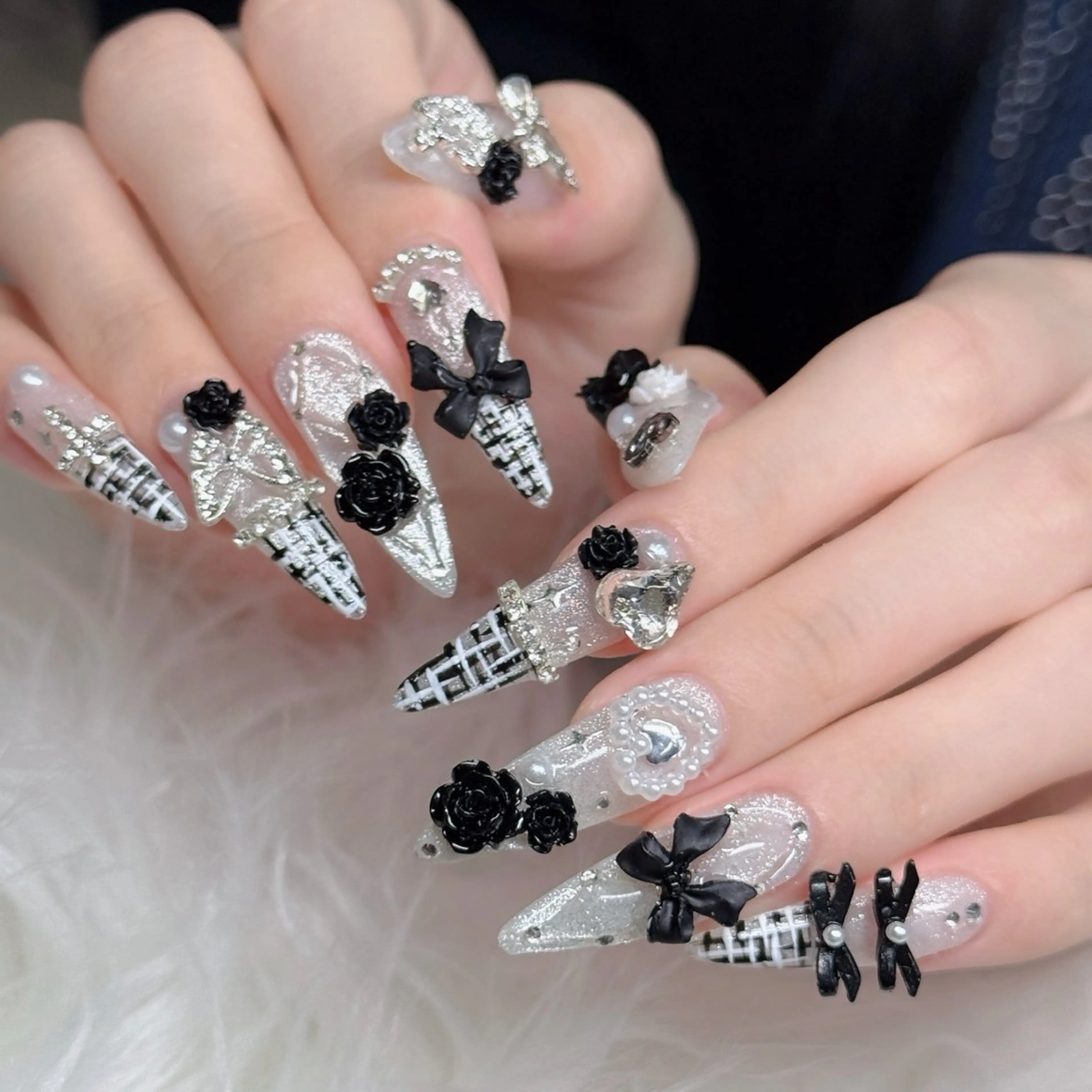 ネイル ロングネイル マグネットネイル リボン 夏ネイル スーパーロングネイル ハンドネイル Hani nailsalonのネイルデザイン