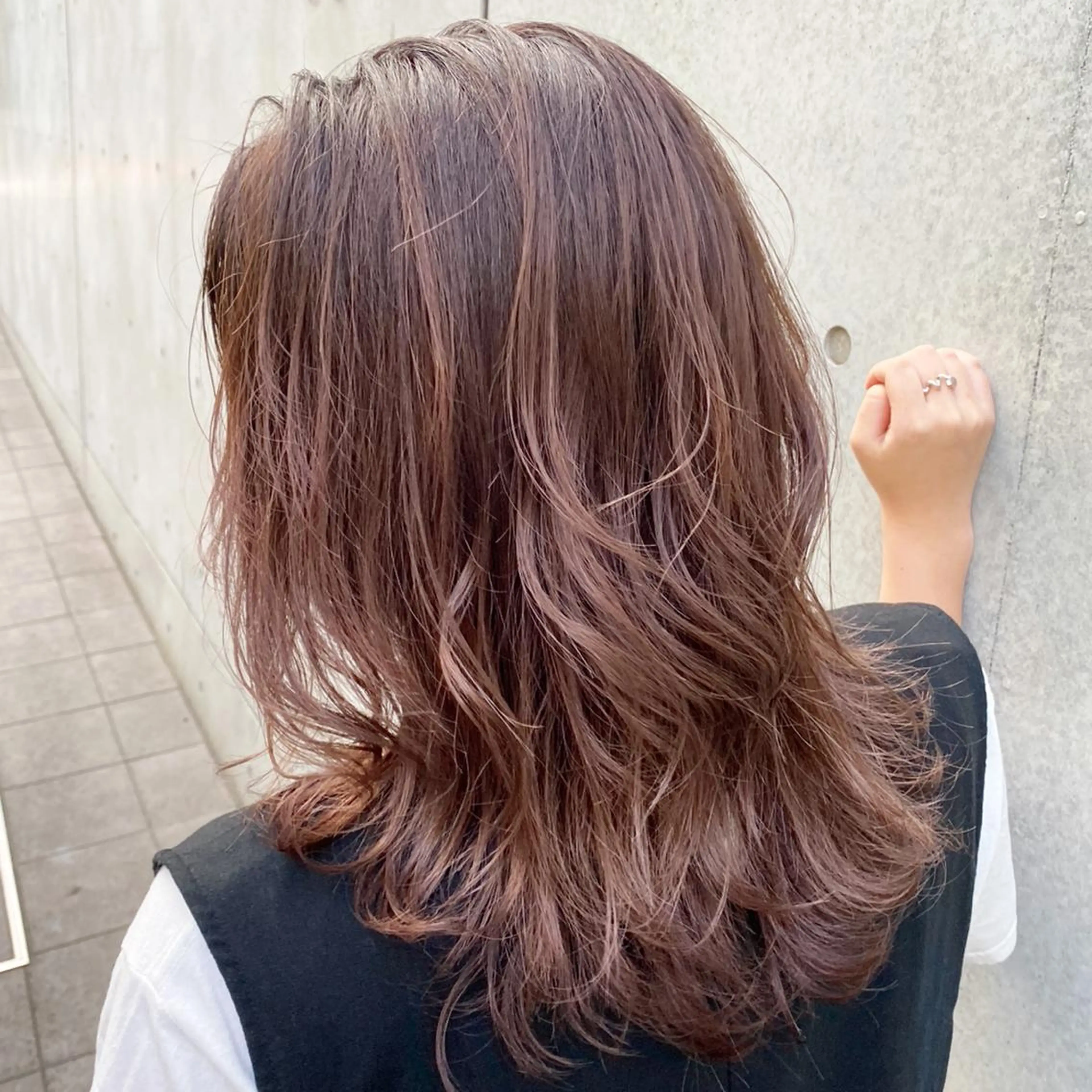 セミロング カット ヘアカラー トリートメント 透け感×顔まわり デザイン✂︎吉田のヘアスタイル