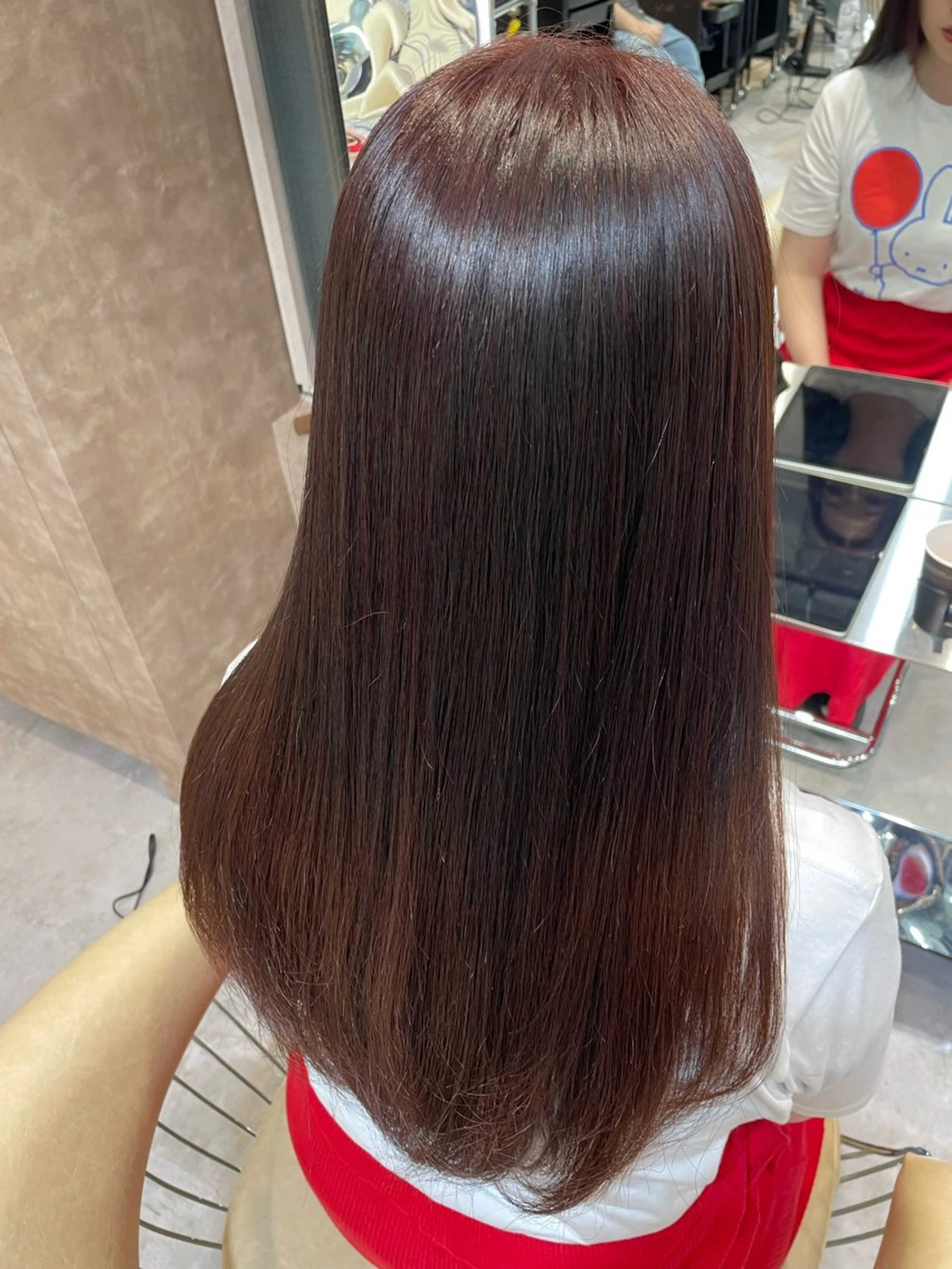 ロング わきわか くるみのヘアスタイル