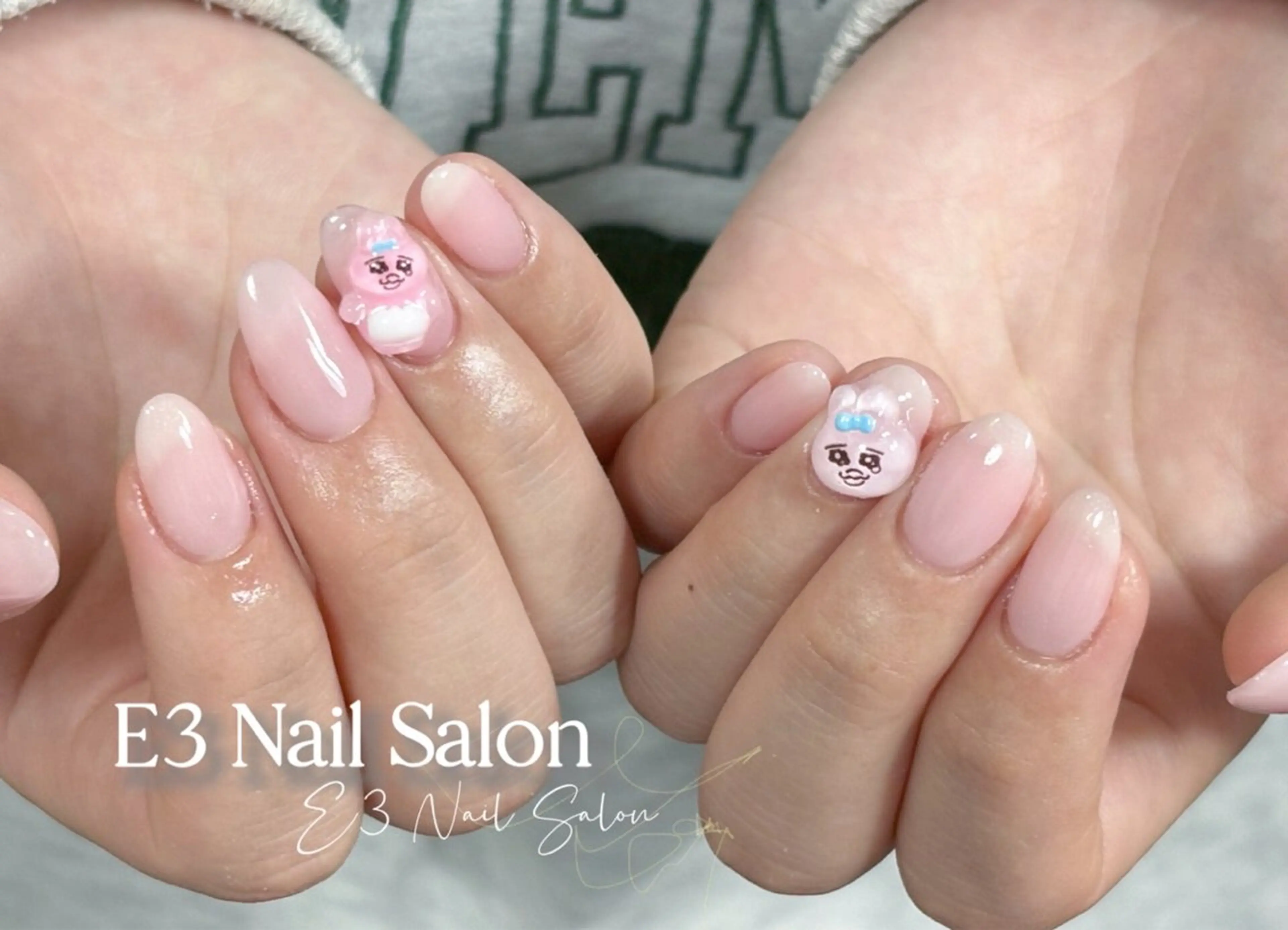 ネイル ハンドネイル E3 Nail Salon所属・山口 奈々のネイルデザイン