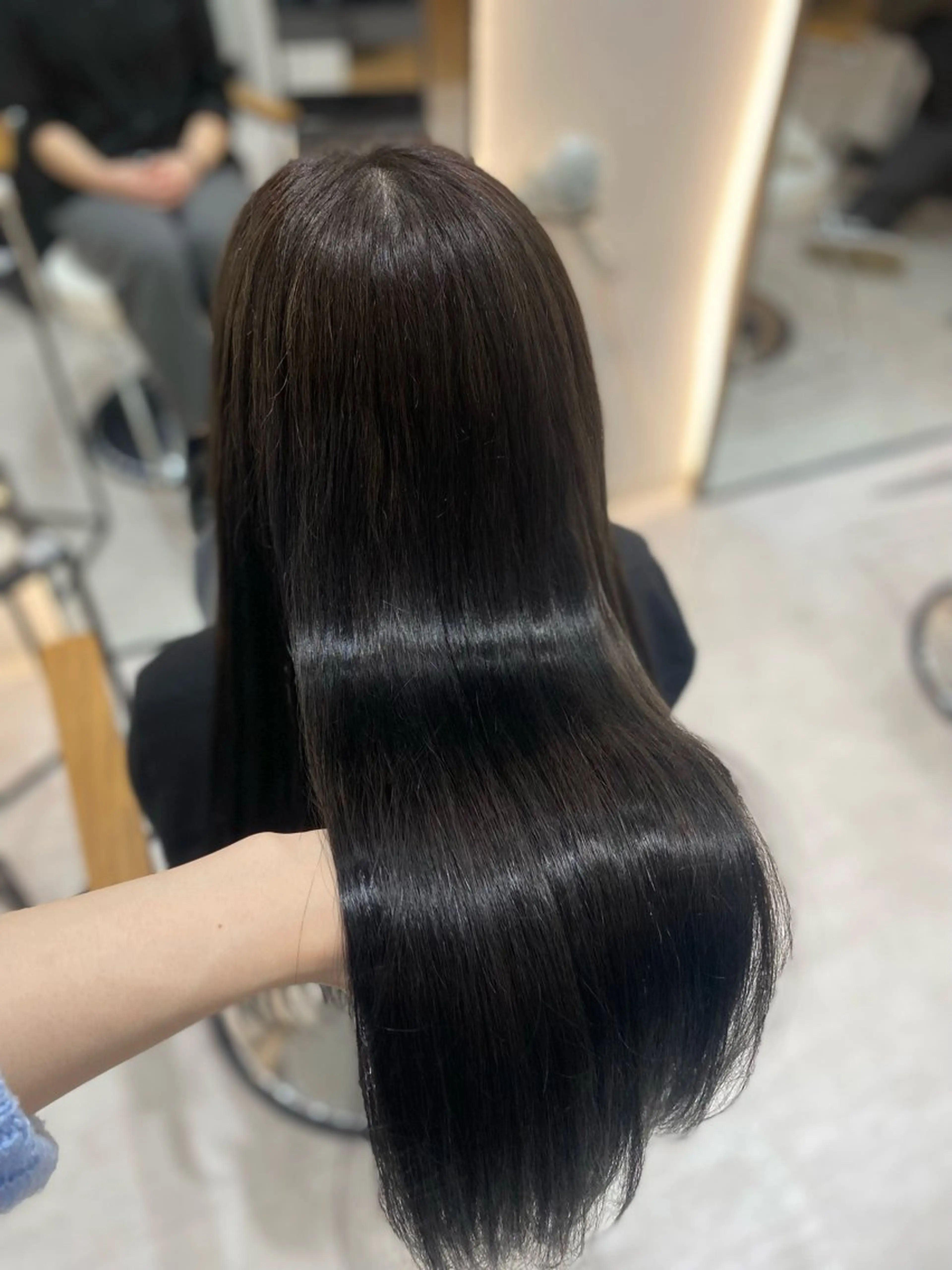 ロング カラー トリートメント カット ヘアカラー トリートメント 艶髪・透明感カラー・ 韓国ヘア・Yuriのヘアスタイル
