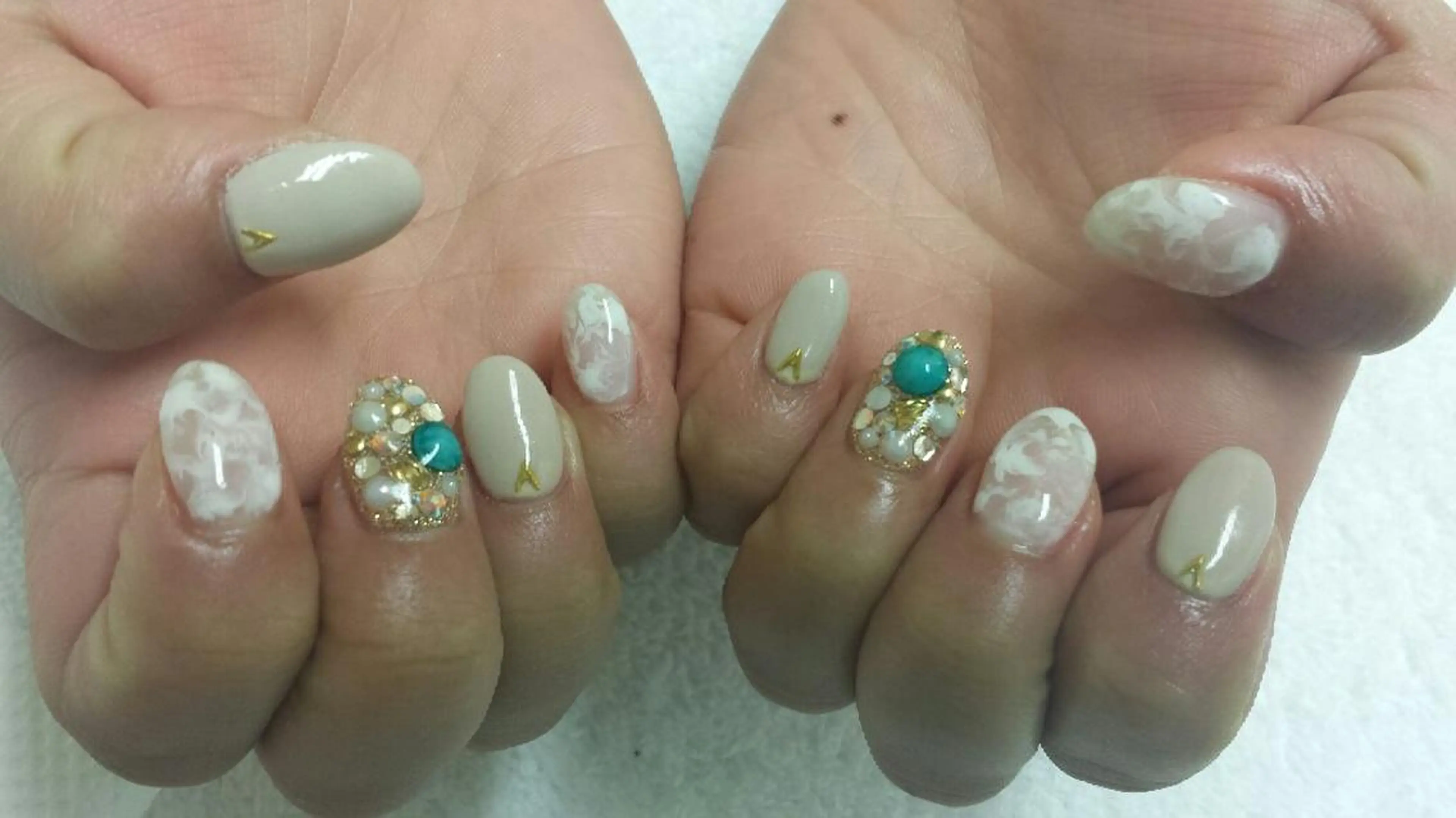 ネイル 河野ちえ (雑誌掲載サロン)のネイルデザイン