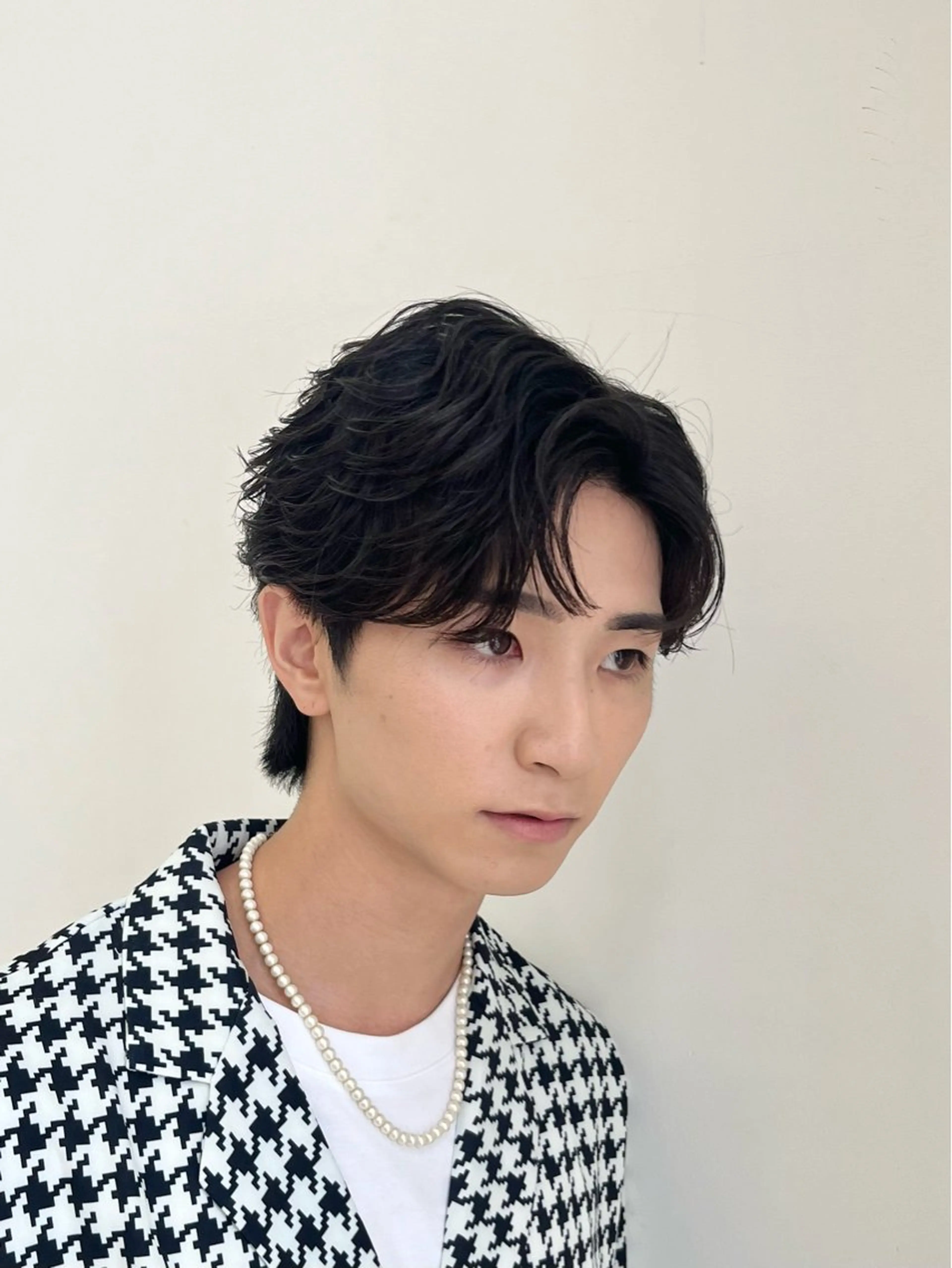 ショート パーマ メンズ フェザーパーマ メンズパーマ カット パーマ 毛流れヘアの達人 店長　須田龍世のヘアスタイル