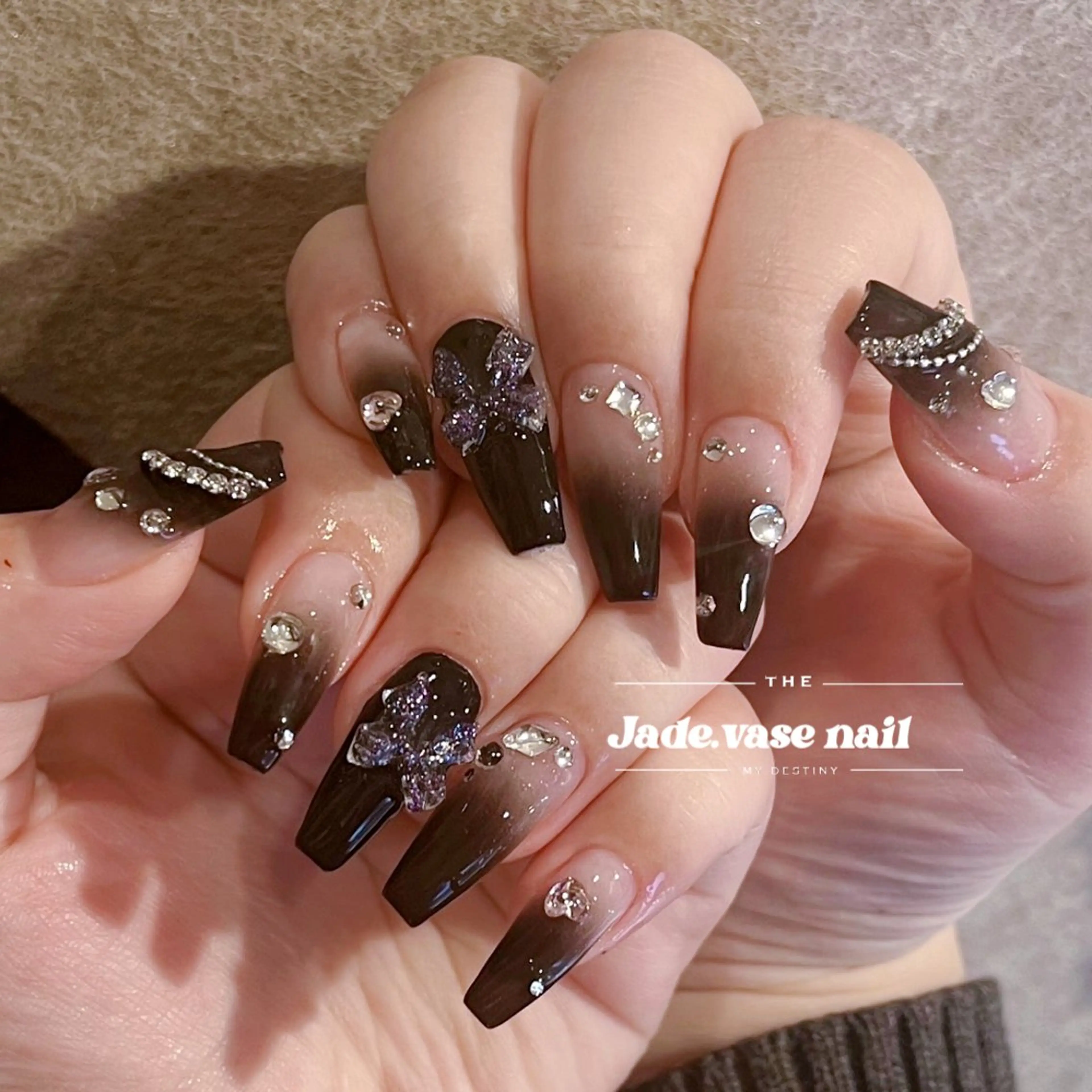 ネイル ハンドネイル ハンドケア ✰Jade.vase 銀座一丁目・東銀座のネイルデザイン