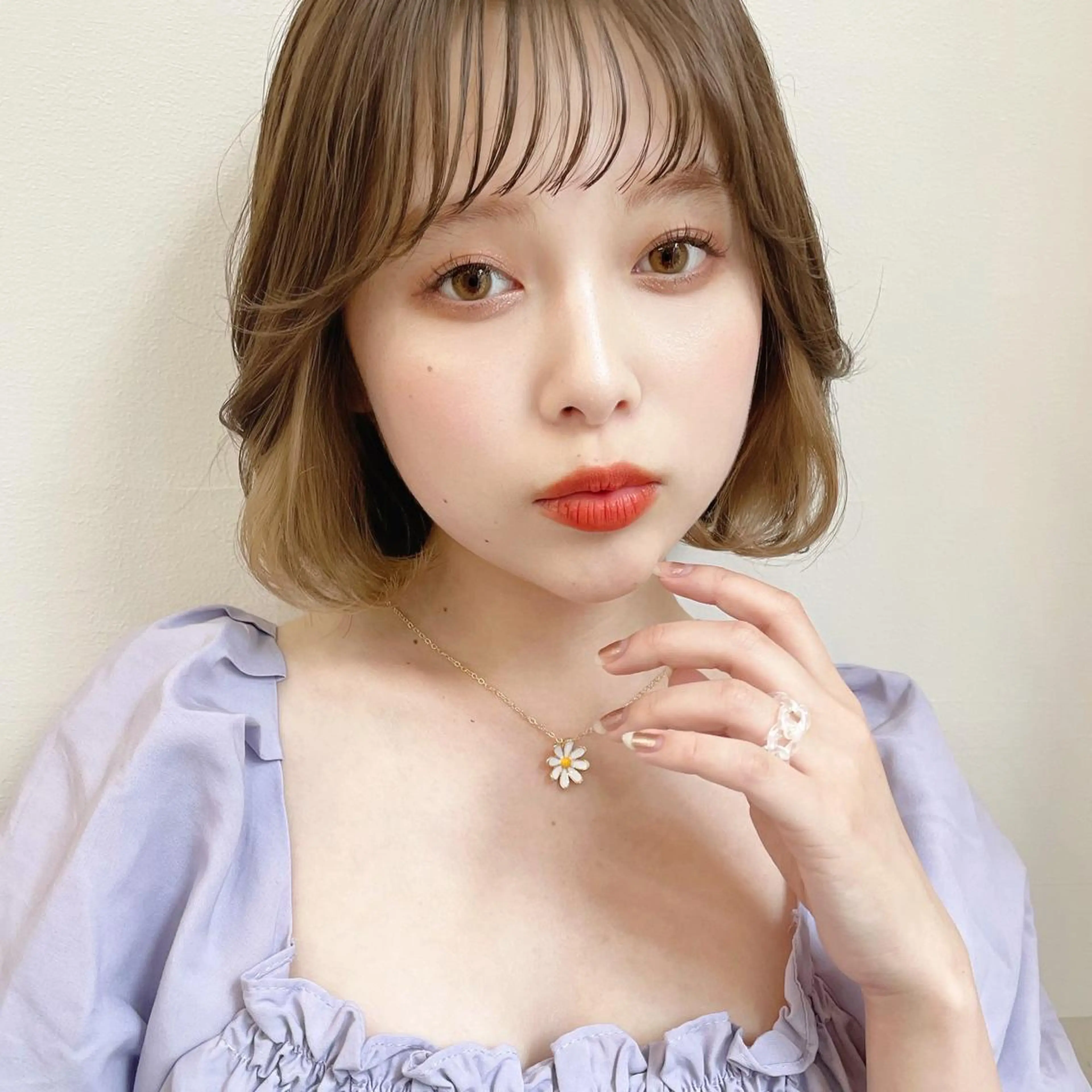 ミディアム カラー インナーカラー タンバルモリ ヘアカラー トリートメント chama レイヤーカットのヘアスタイル
