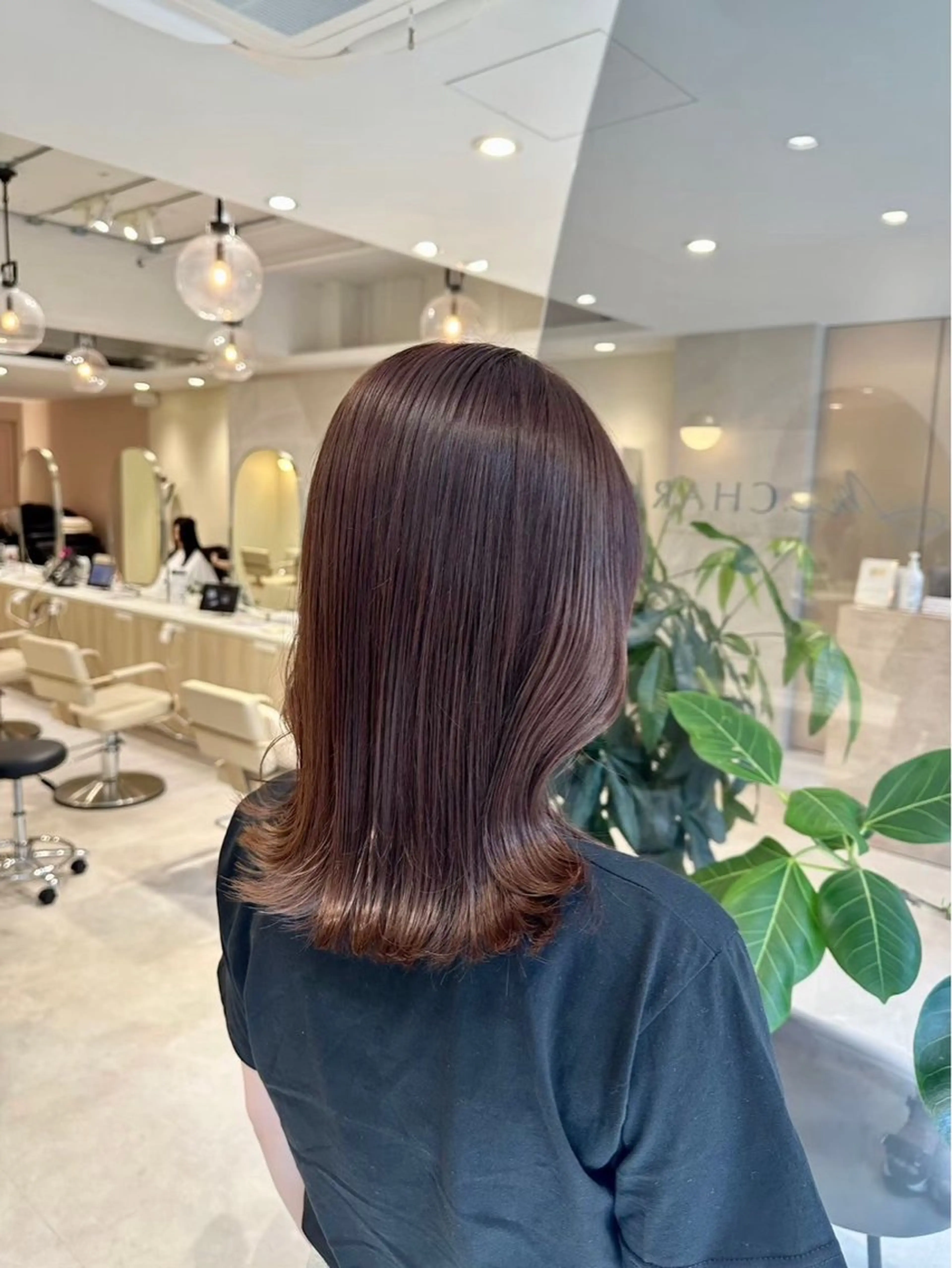 セミロング カラー 似合わせカット 小顔カット 縮毛矯正 カット ヘアカラー 青山/駅近/徒歩1分 表参道/小顔カットのヘアスタイル