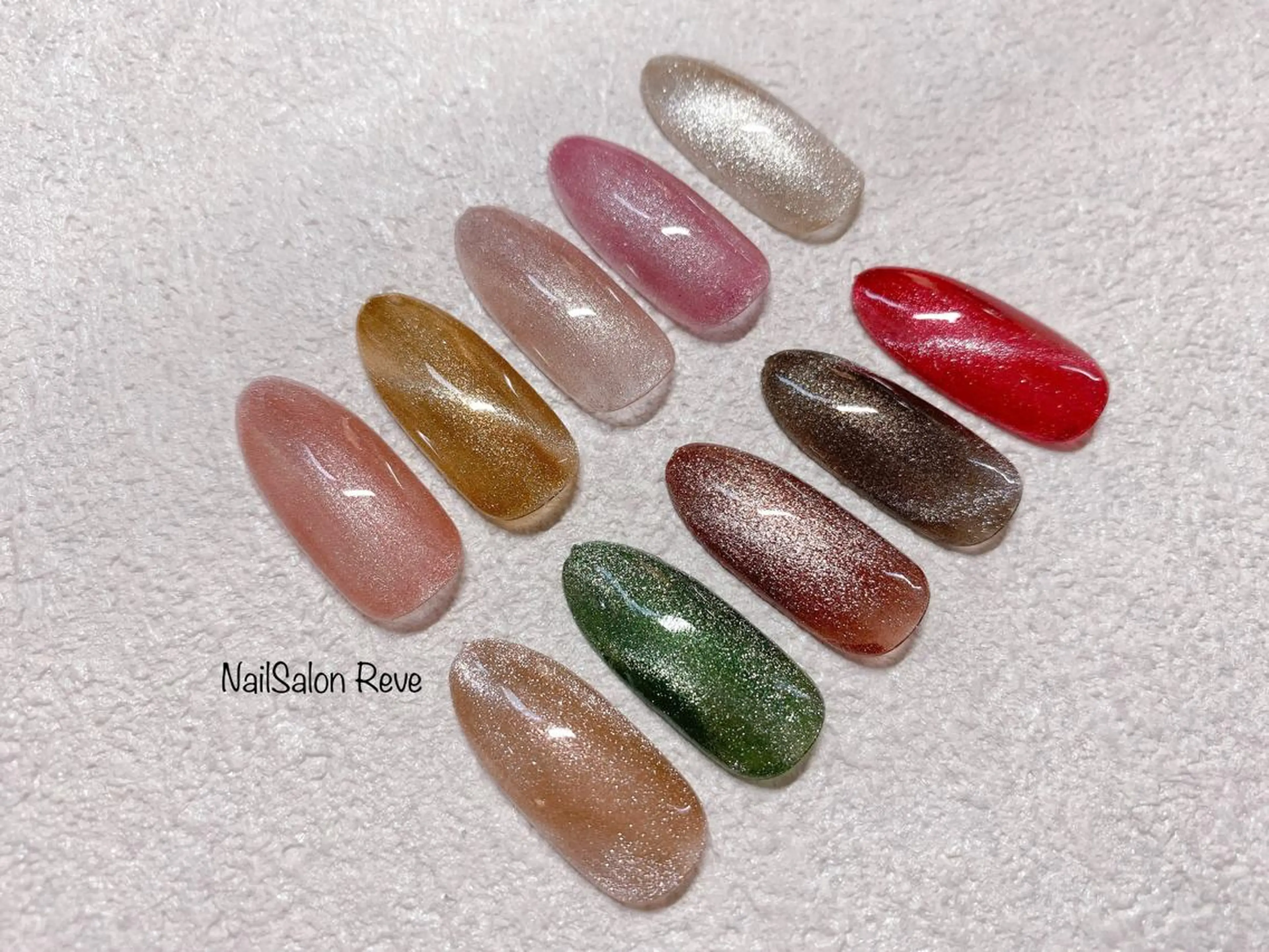 ネイル マグネットネイル ハンドネイル NailSalon   Reve（ネイルサロン レーヴ）所属・NailSalon Reveのネイルデザイン