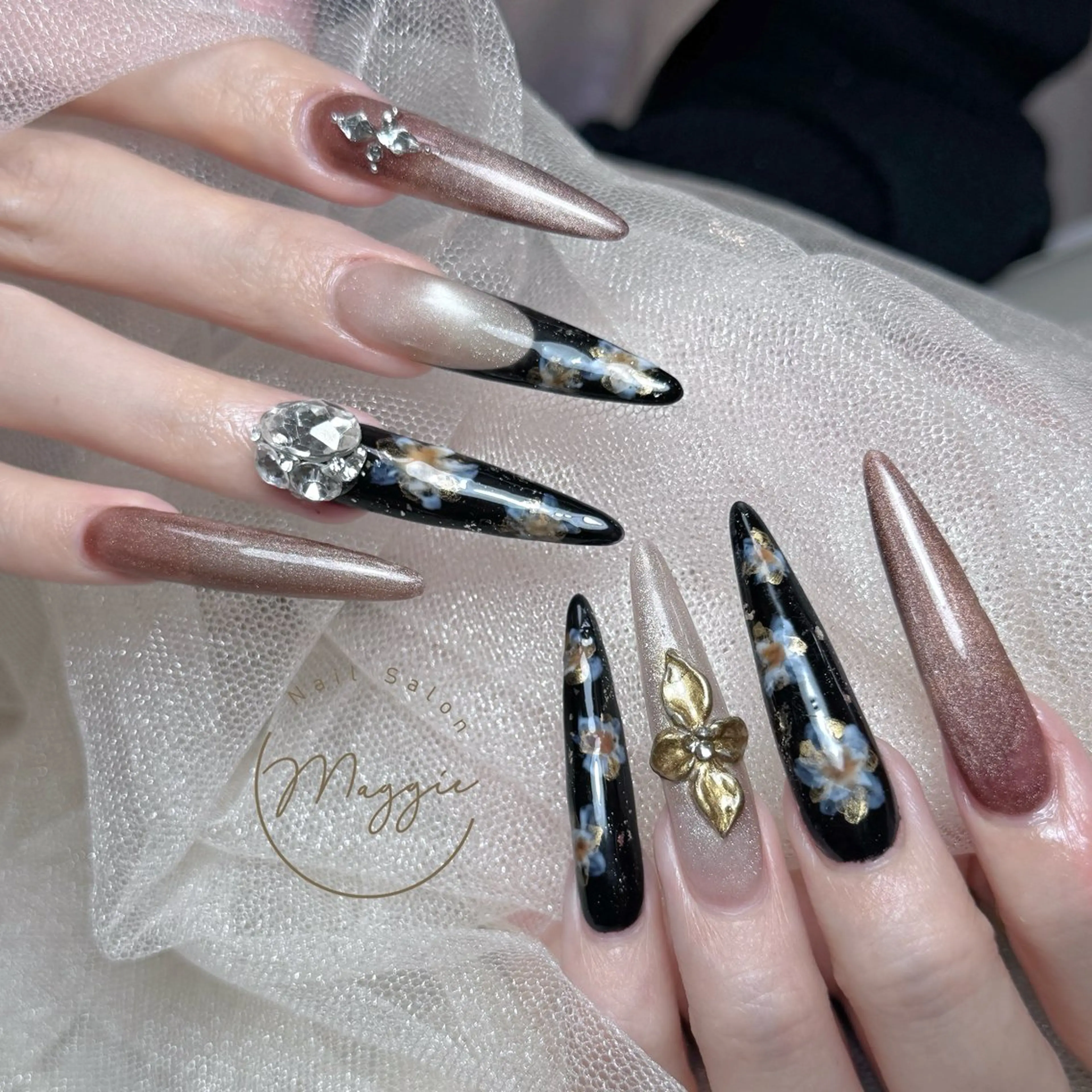 ネイル Maggie Nail🦩のネイルデザイン