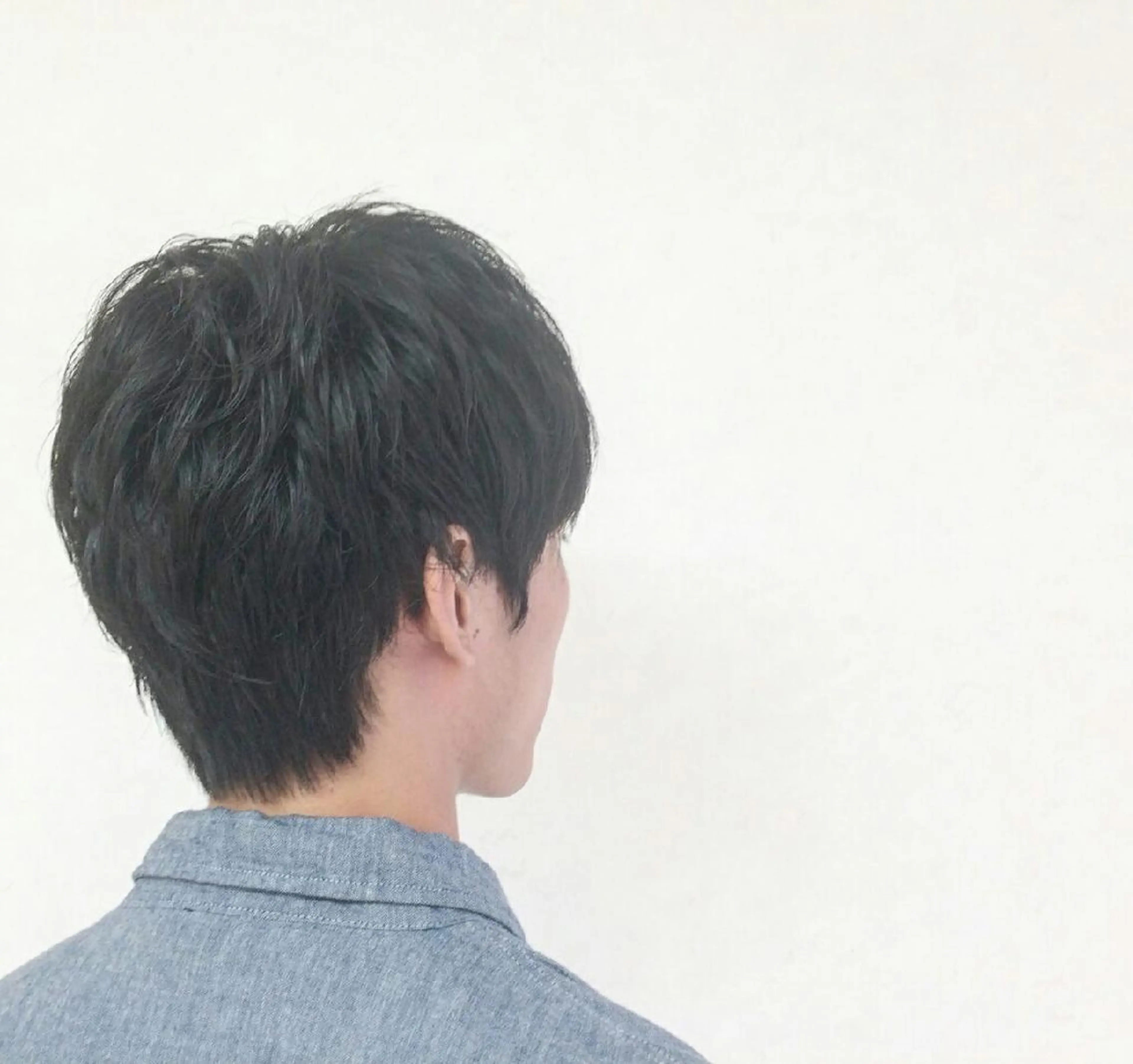 ショート メンズ 透明感ハイライト◎ 伊藤夏海のヘアスタイル