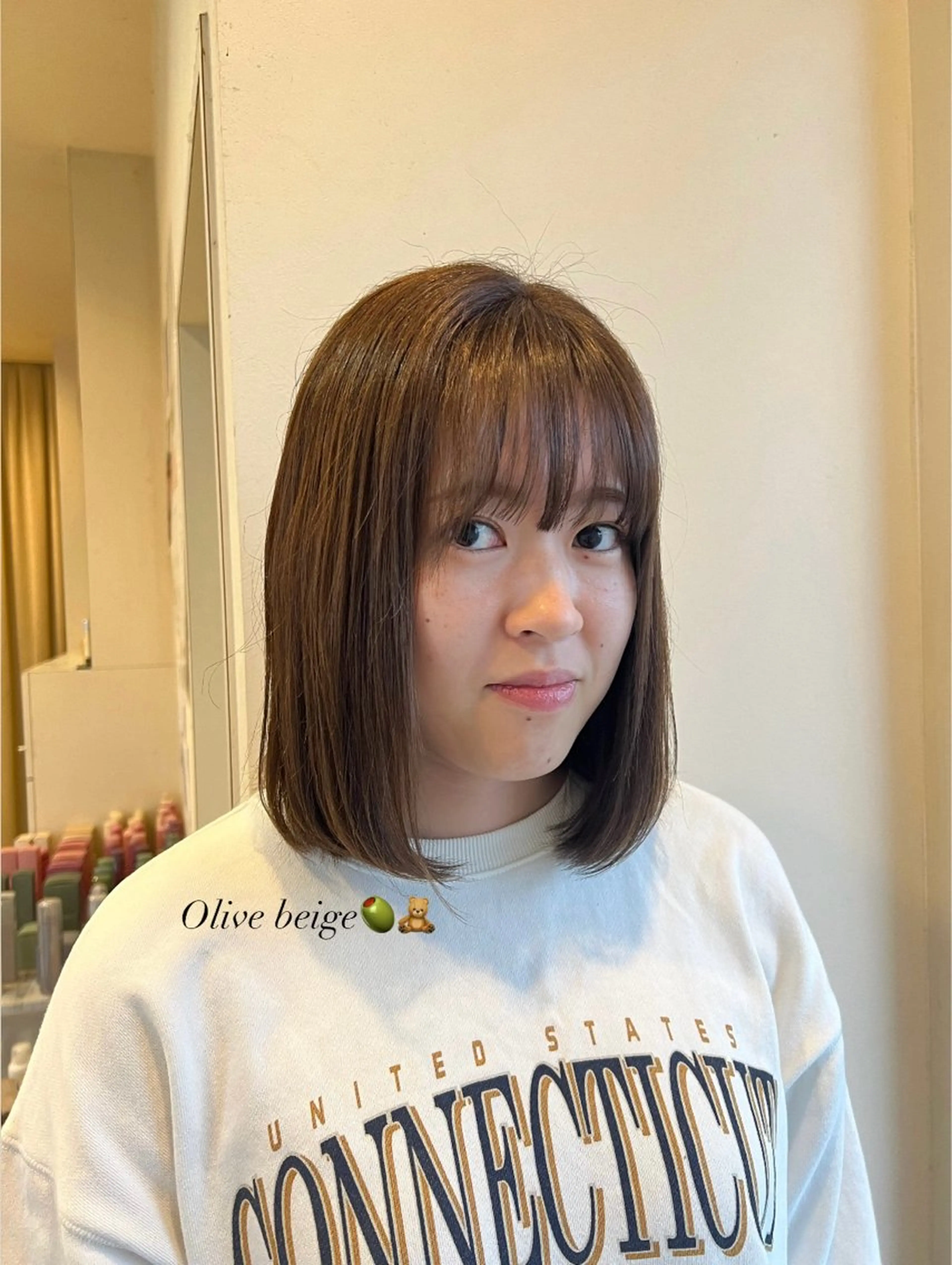 ミディアム カラー ヘアアレンジ ヘアカラー 友田 未来のヘアスタイル