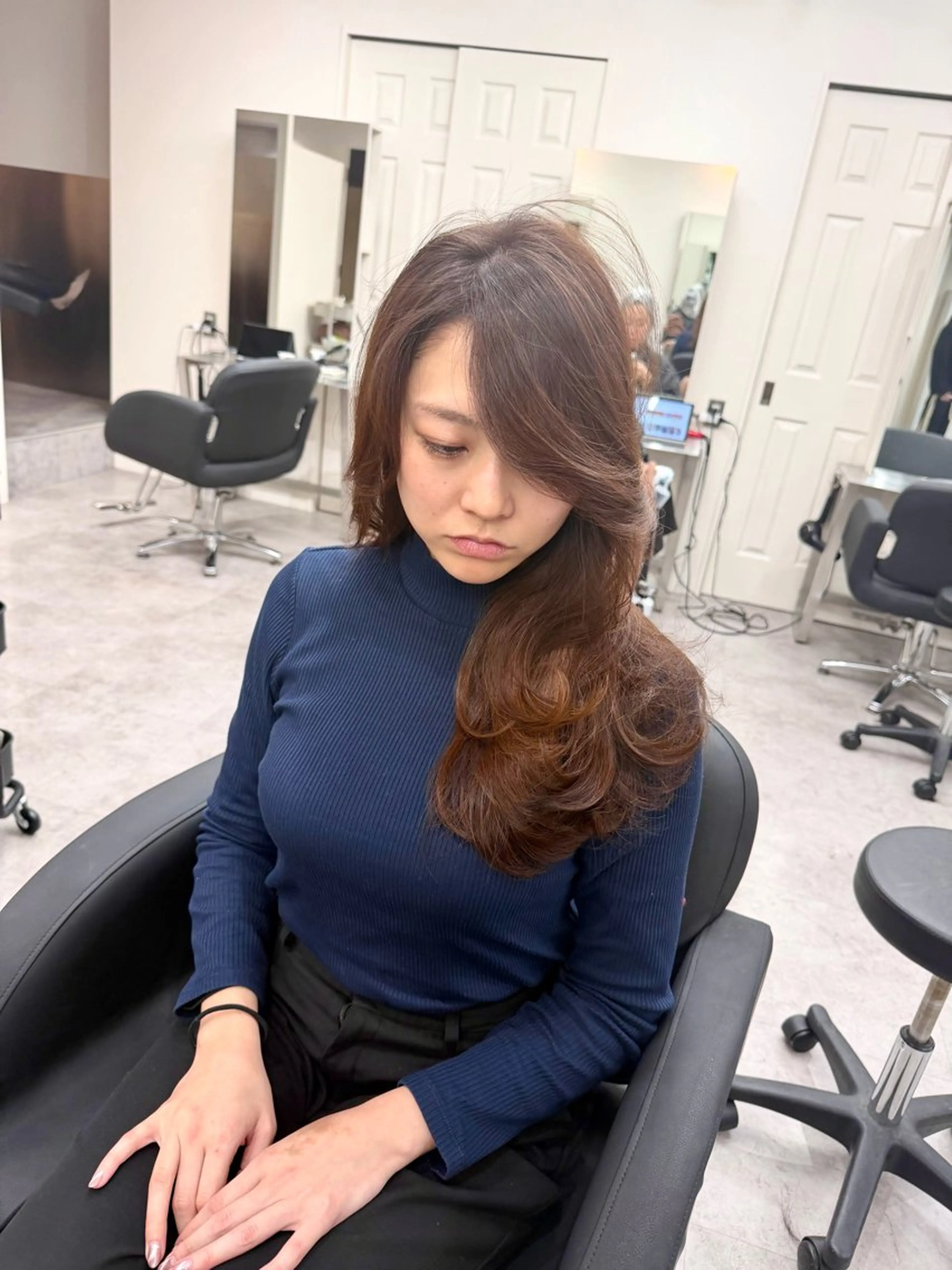 ロング カット ヘアカラー トリートメント 透明感カラー×髪質 とぅるん艶・猿渡のヘアスタイル