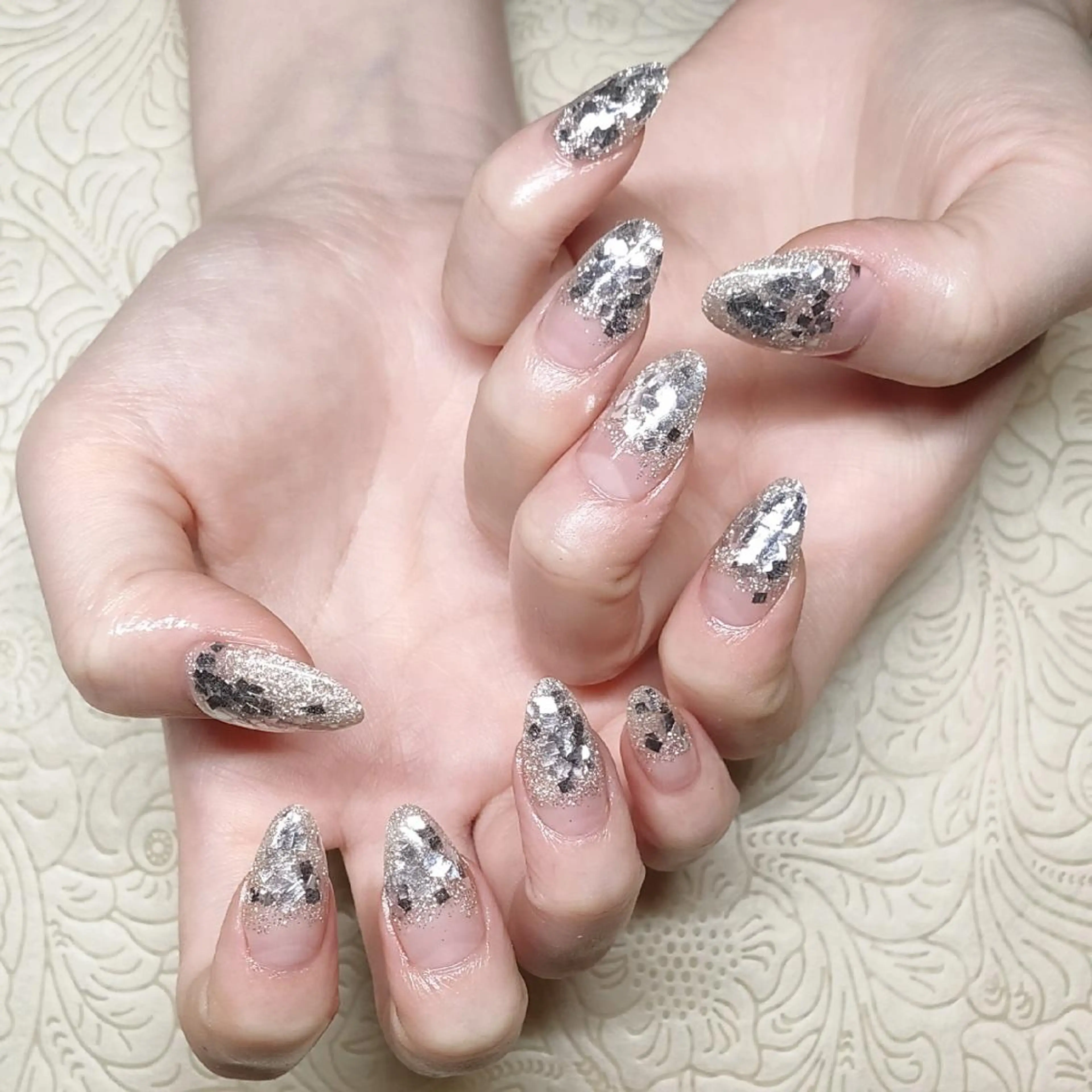 ネイル ホログラムネイル private nailsalonのネイルデザイン