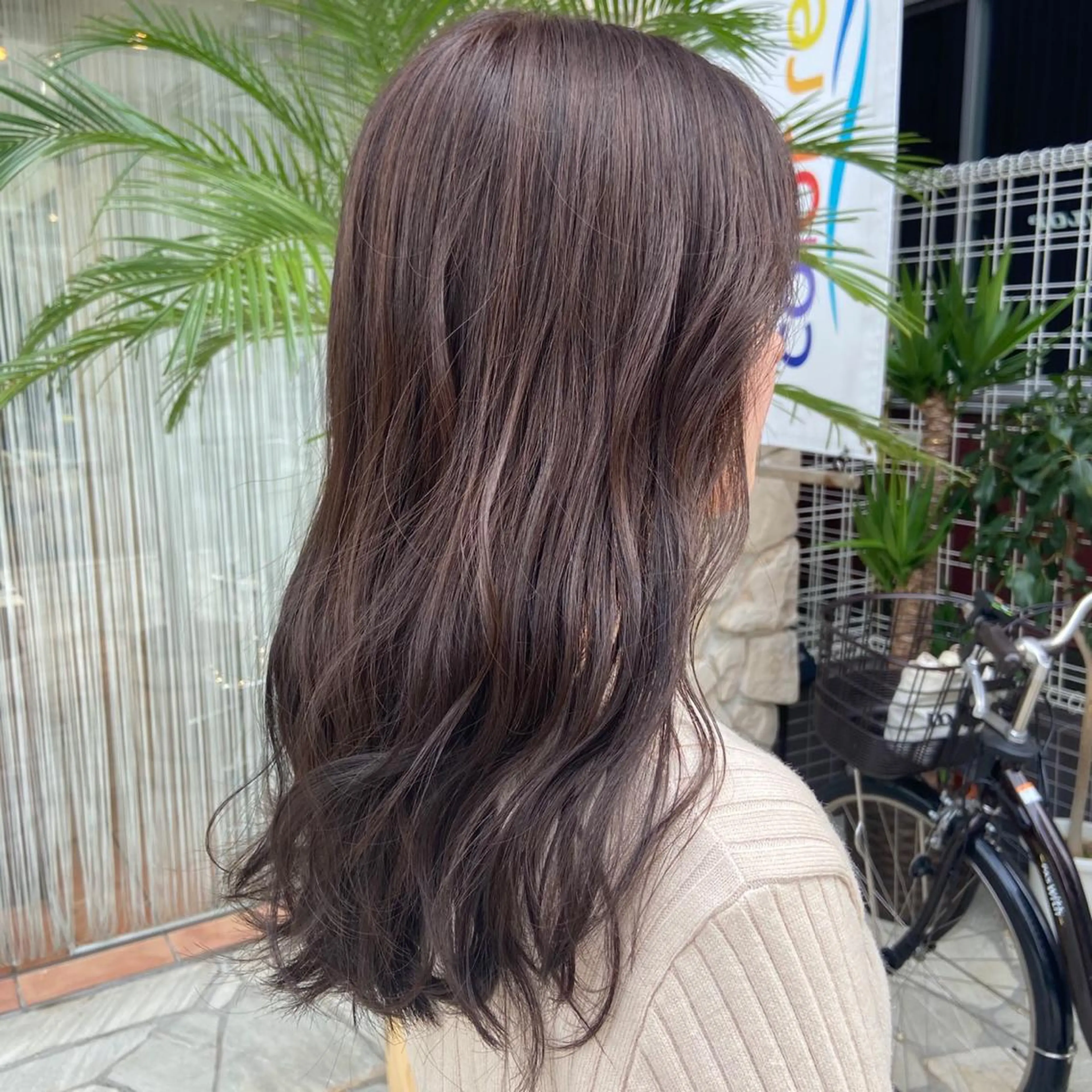 セミロング カラー ヘアアレンジ 🦄アイリスト💐 小澤　愛蘭のマツエク・マツパデザイン