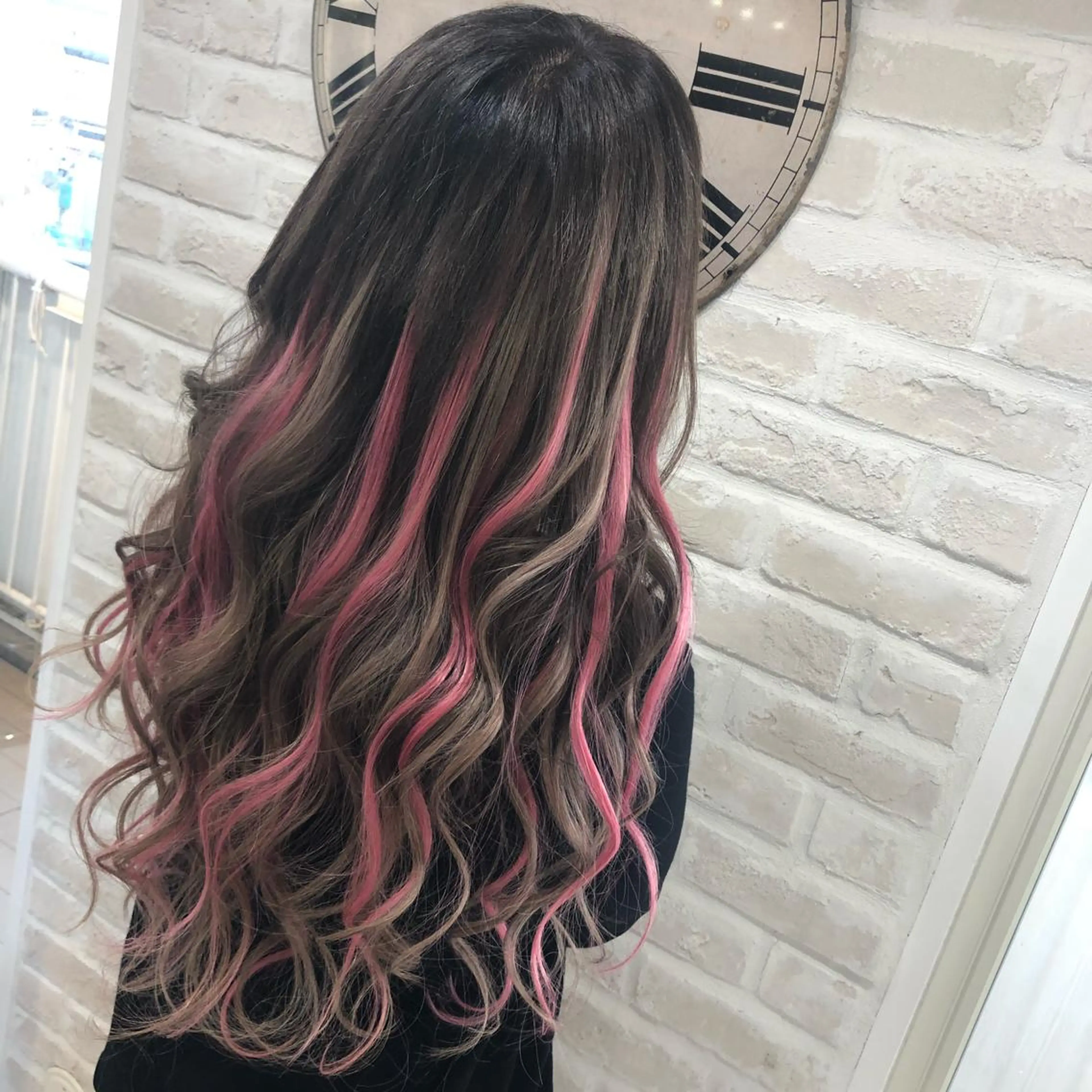 ロング カラー シールエクステ ブリーチ ケアブリーチ ケアカラー エクステ カット ヘアカラー トリートメント ヘアセット Aujua ソムリエ 勝又舞夏のヘアスタイル