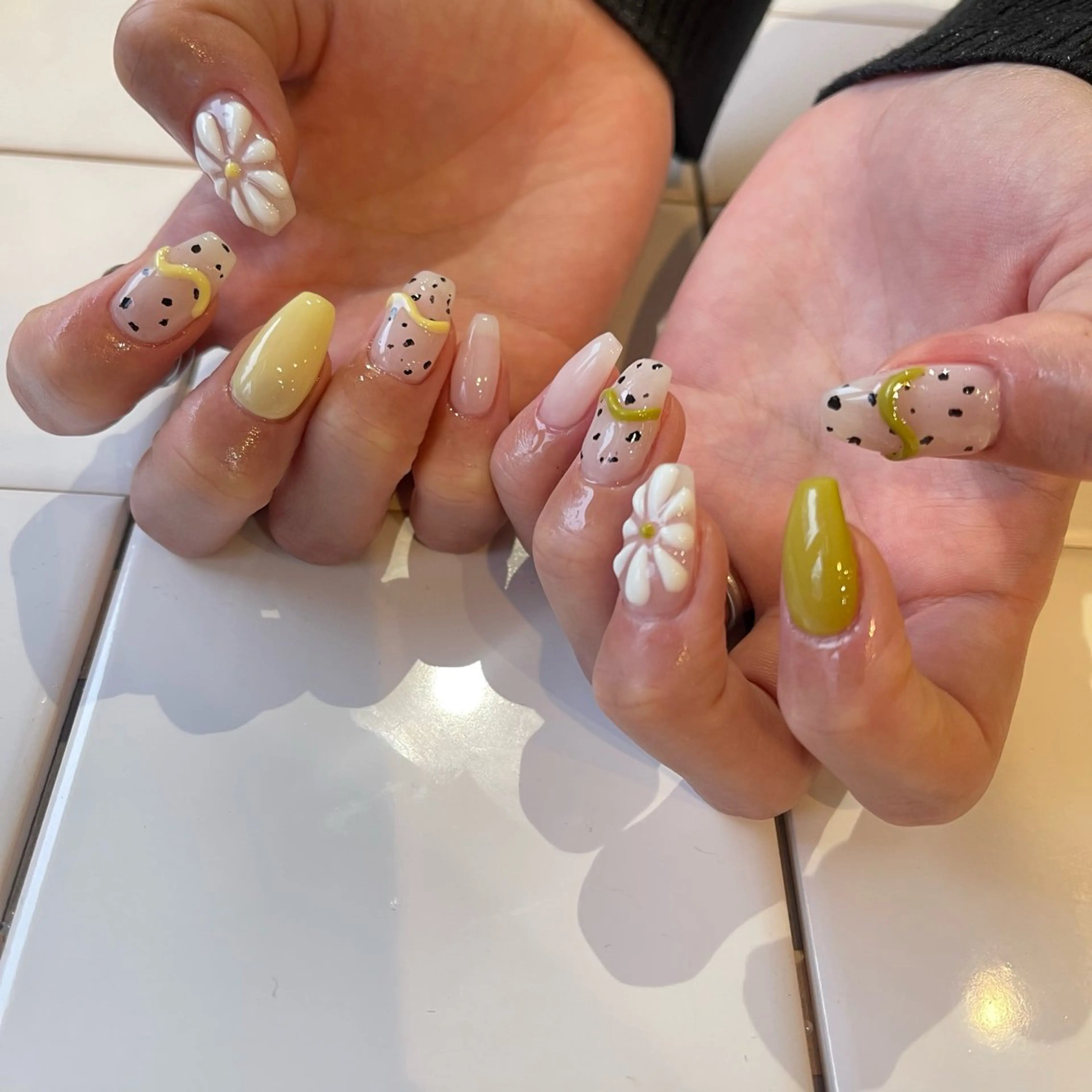 ネイル ハンドネイル chihiro 🗽のネイルデザイン