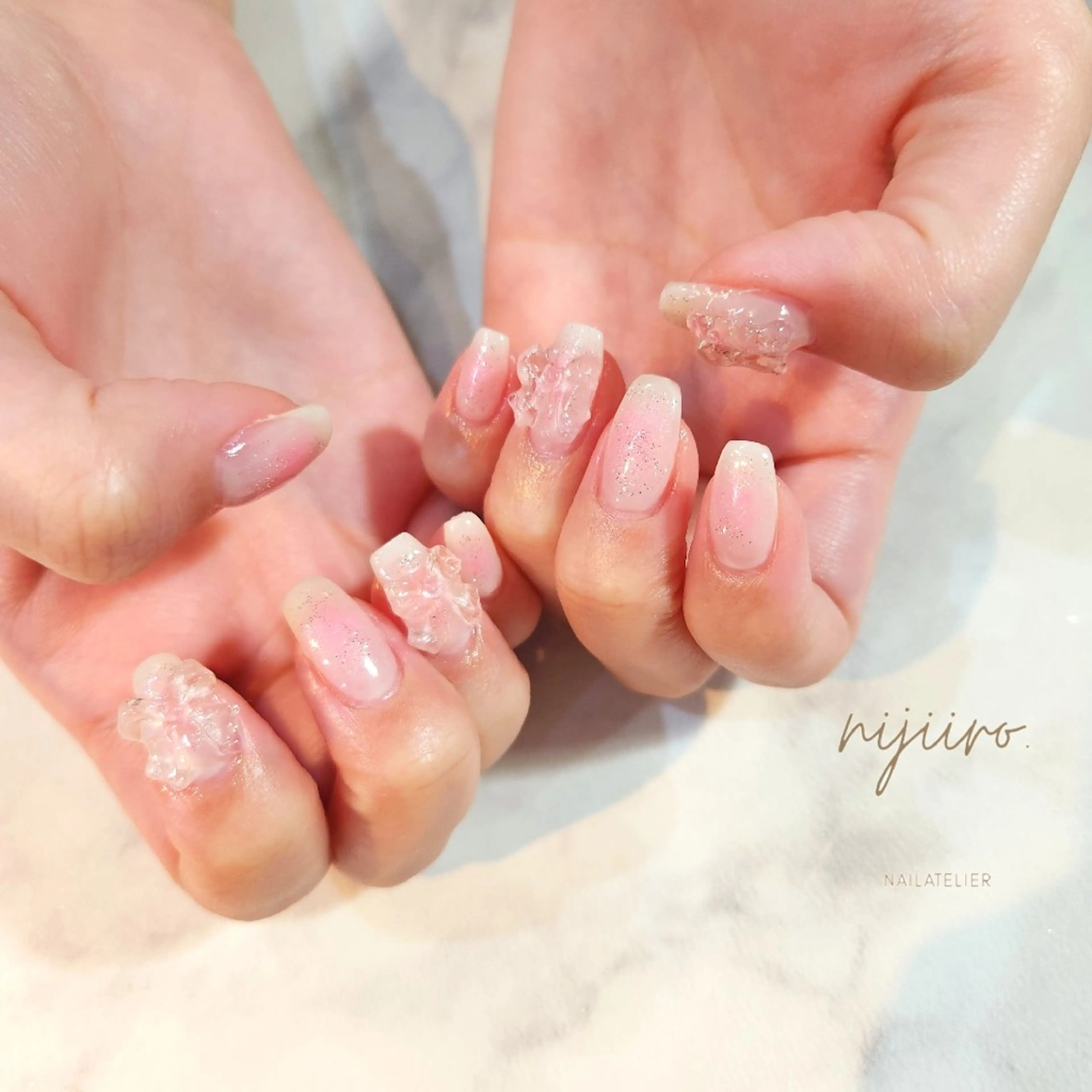 ネイル ハンドネイル nailatelier nijiiro.所属・nijiiro🌈 サトウのネイルデザイン