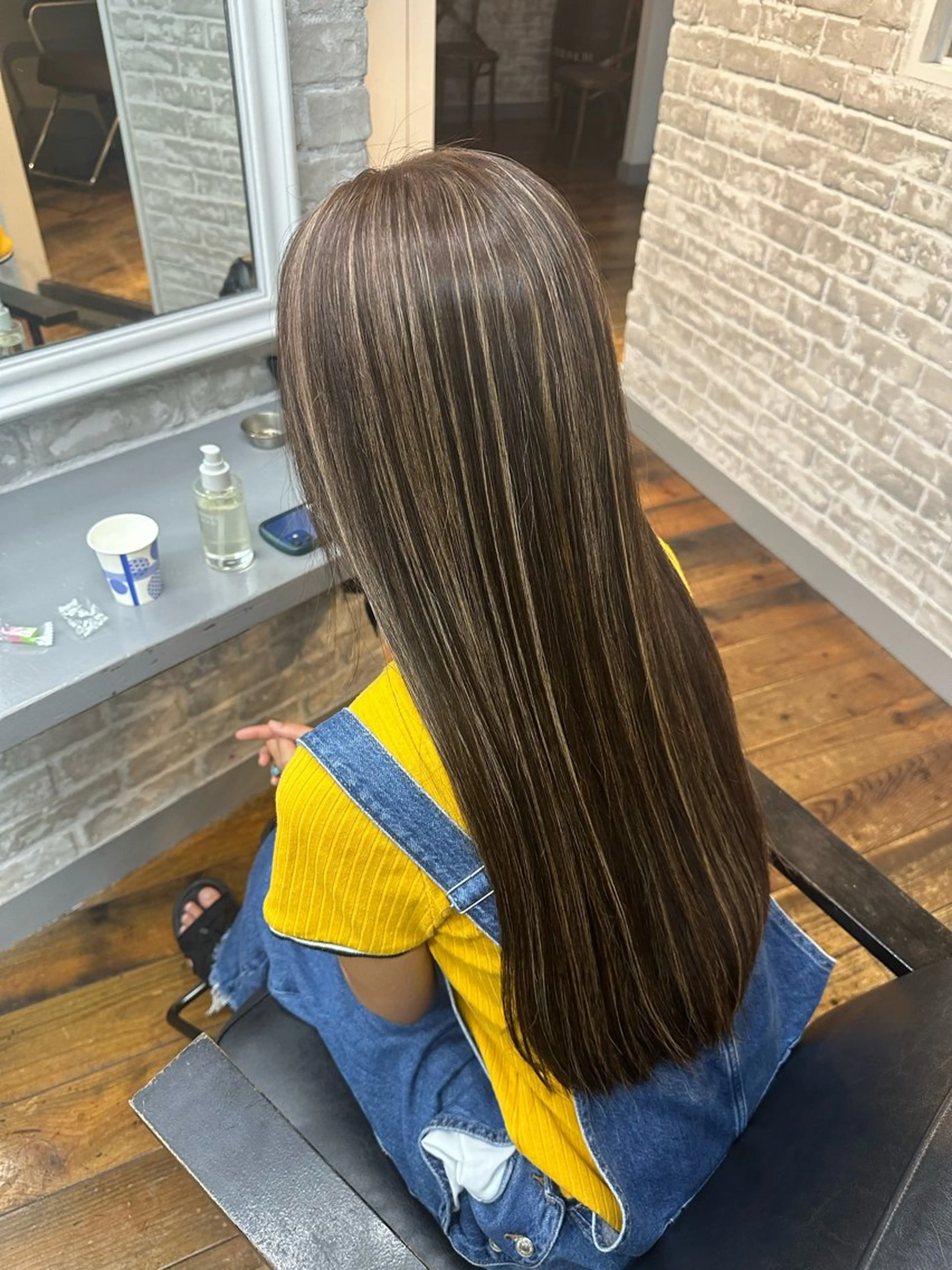 ロング カラー ヘアカラー トリートメント メンズパーマ ハイライトカラーみくのヘアスタイル