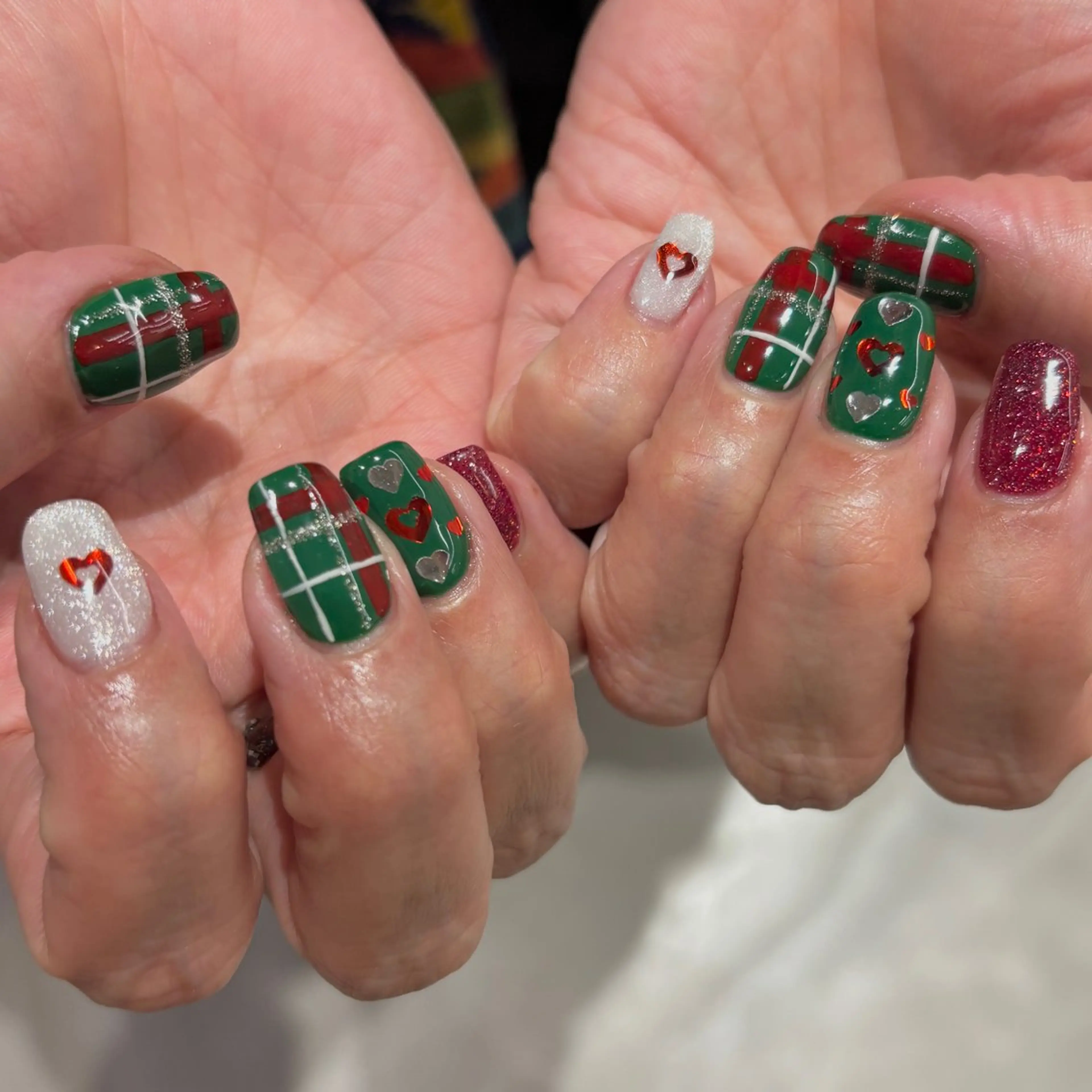 ネイル ハンドネイル YURIN 𓈒ㅤׂ 𝜗𝜚のネイルデザイン