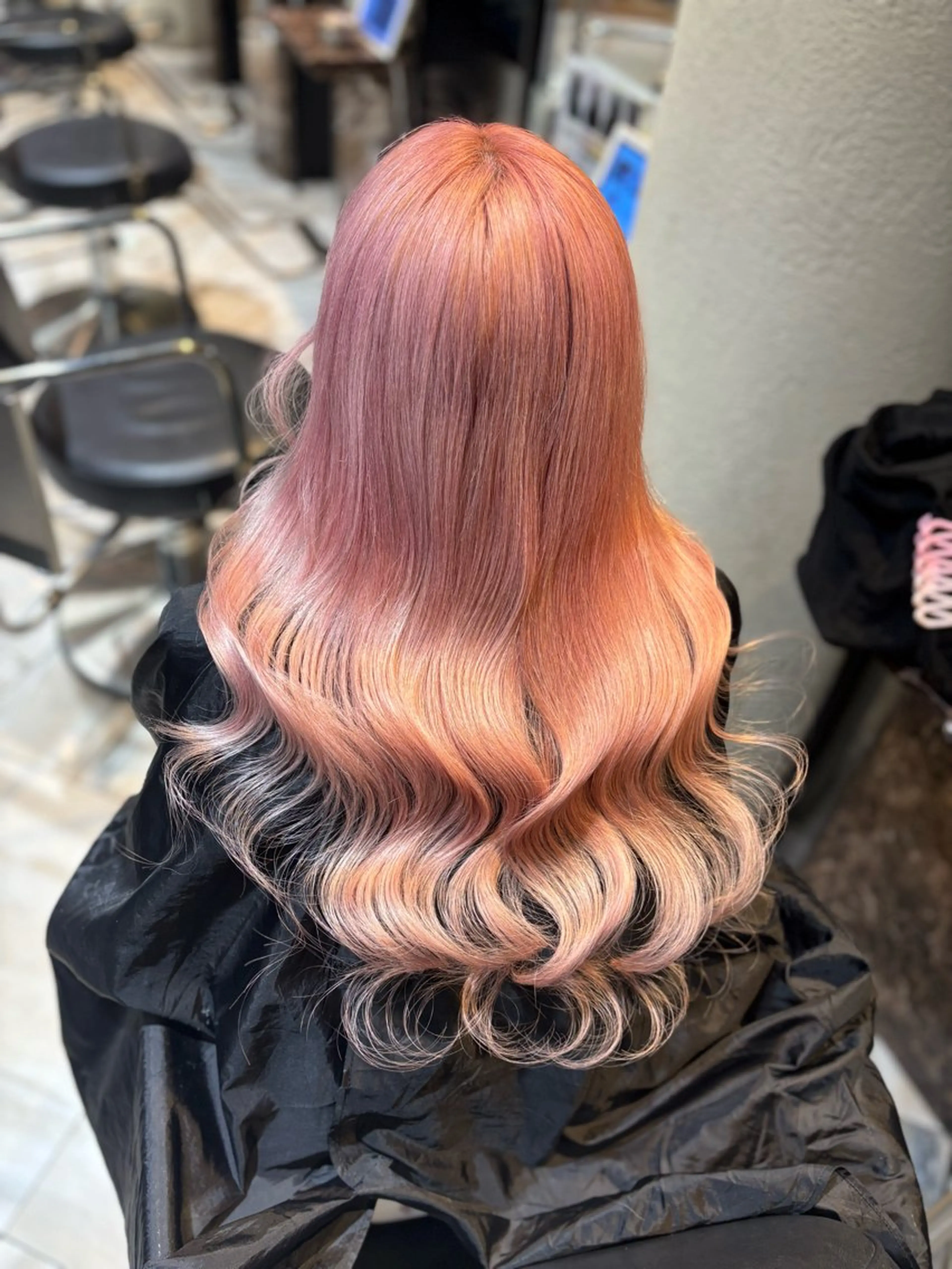 ロング カラー ブリーチ ピンクカラー ヘアカラー 大阪 梅田/ ハイトーン/エクステのヘアスタイル