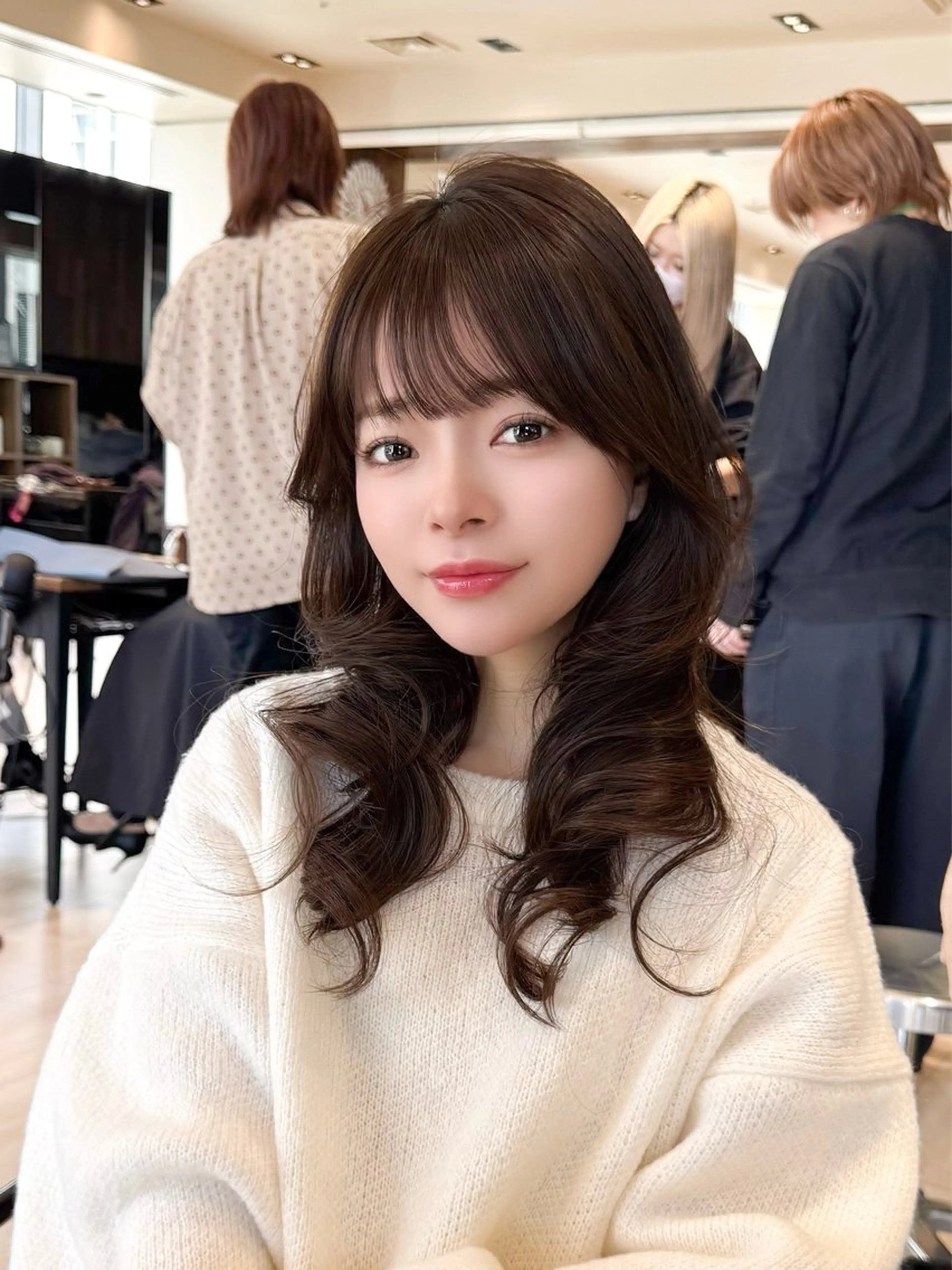 ミディアム カラー ヘアアレンジ カット ヘアカラー トリートメント 最小顔周りカット/ くびれヘア/窪田洸希のヘアスタイル