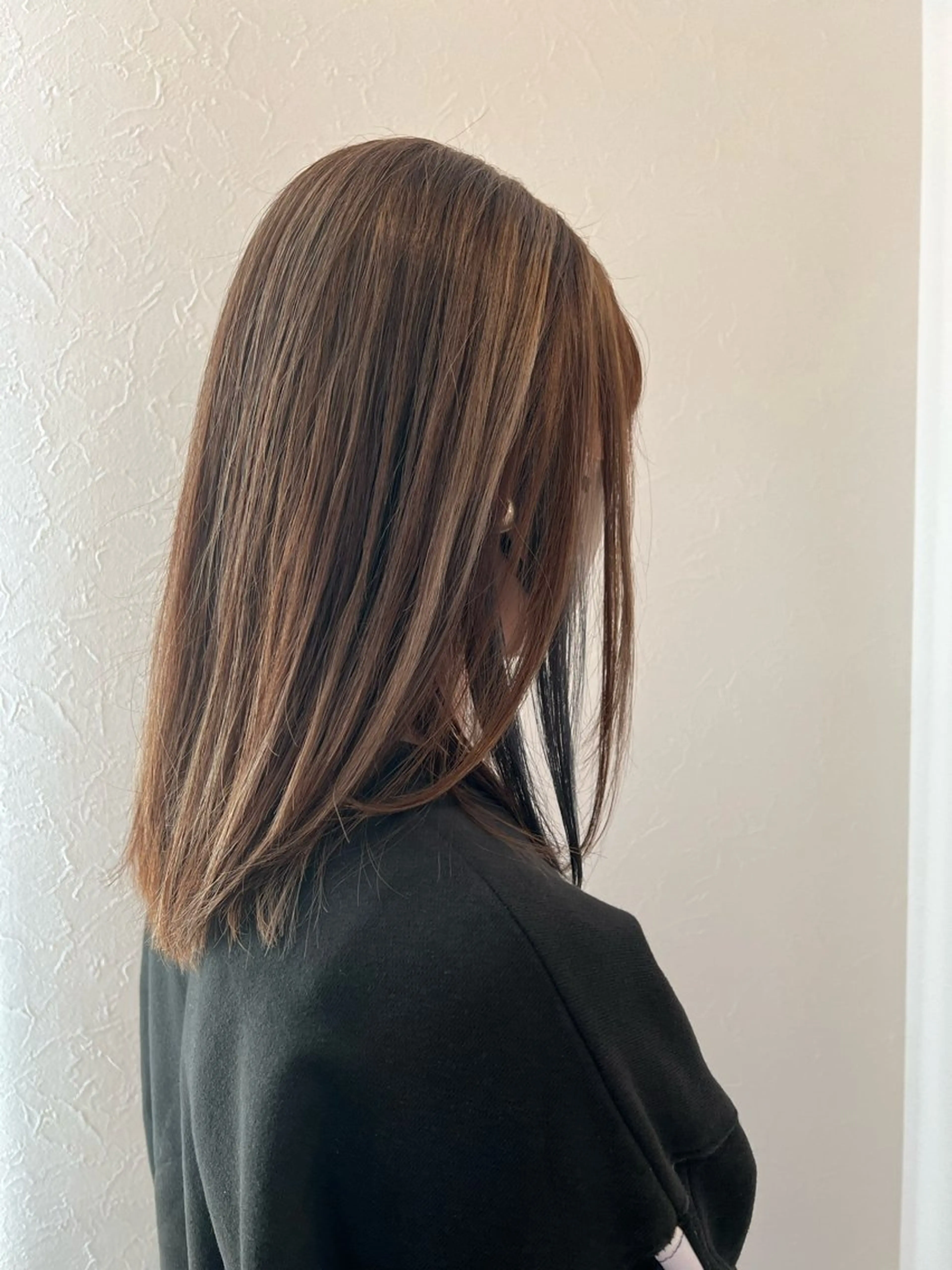 ミディアム カラー イルミナカラー ヘアーサロン feel所属・磯山 美咲のヘアスタイル