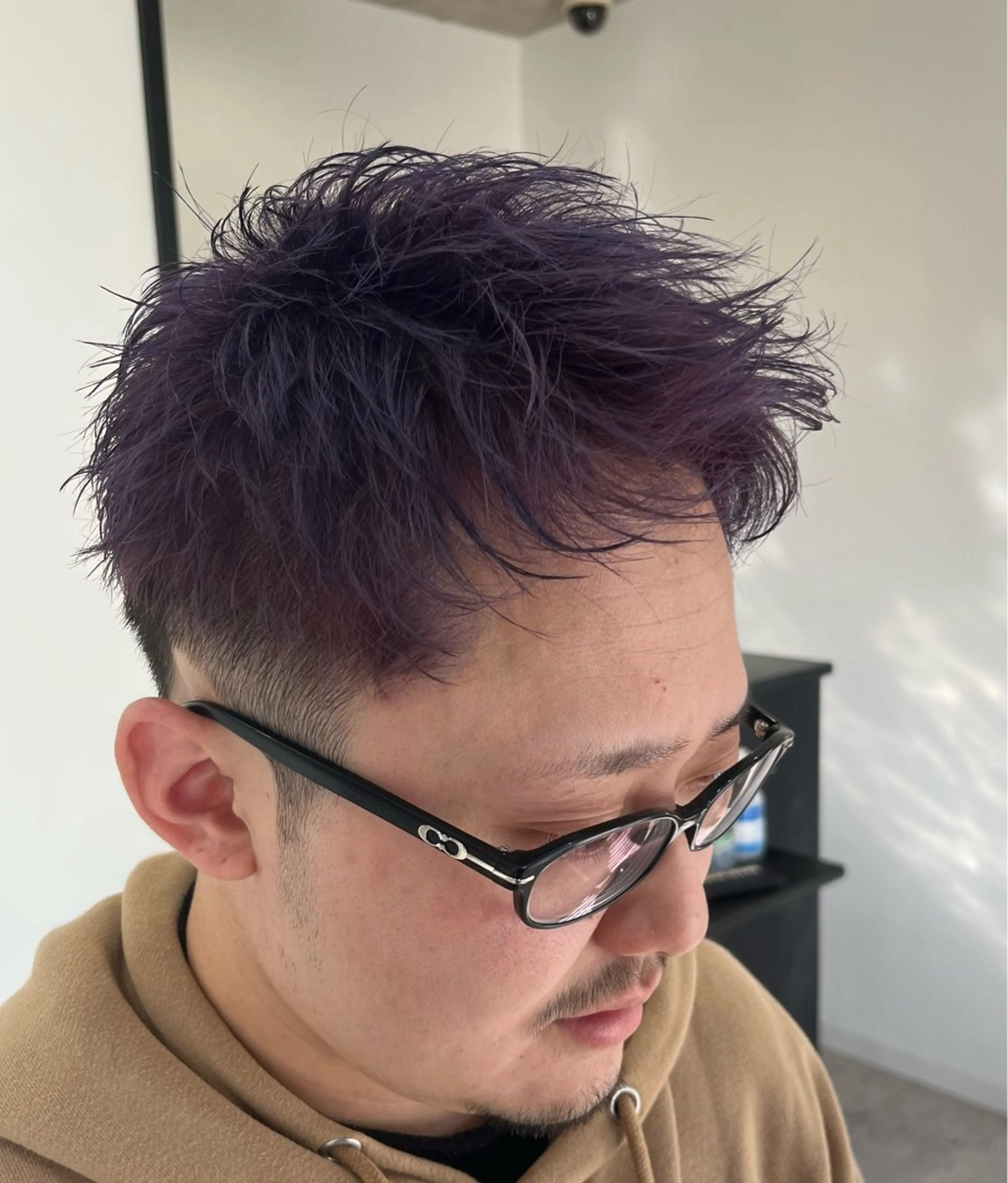 ショート カラー メンズ メンズブリーチ ブリーチ パープルカラー ヘアカラー トリートメント メンズカット/ マッシュ/颯太のヘアスタイル