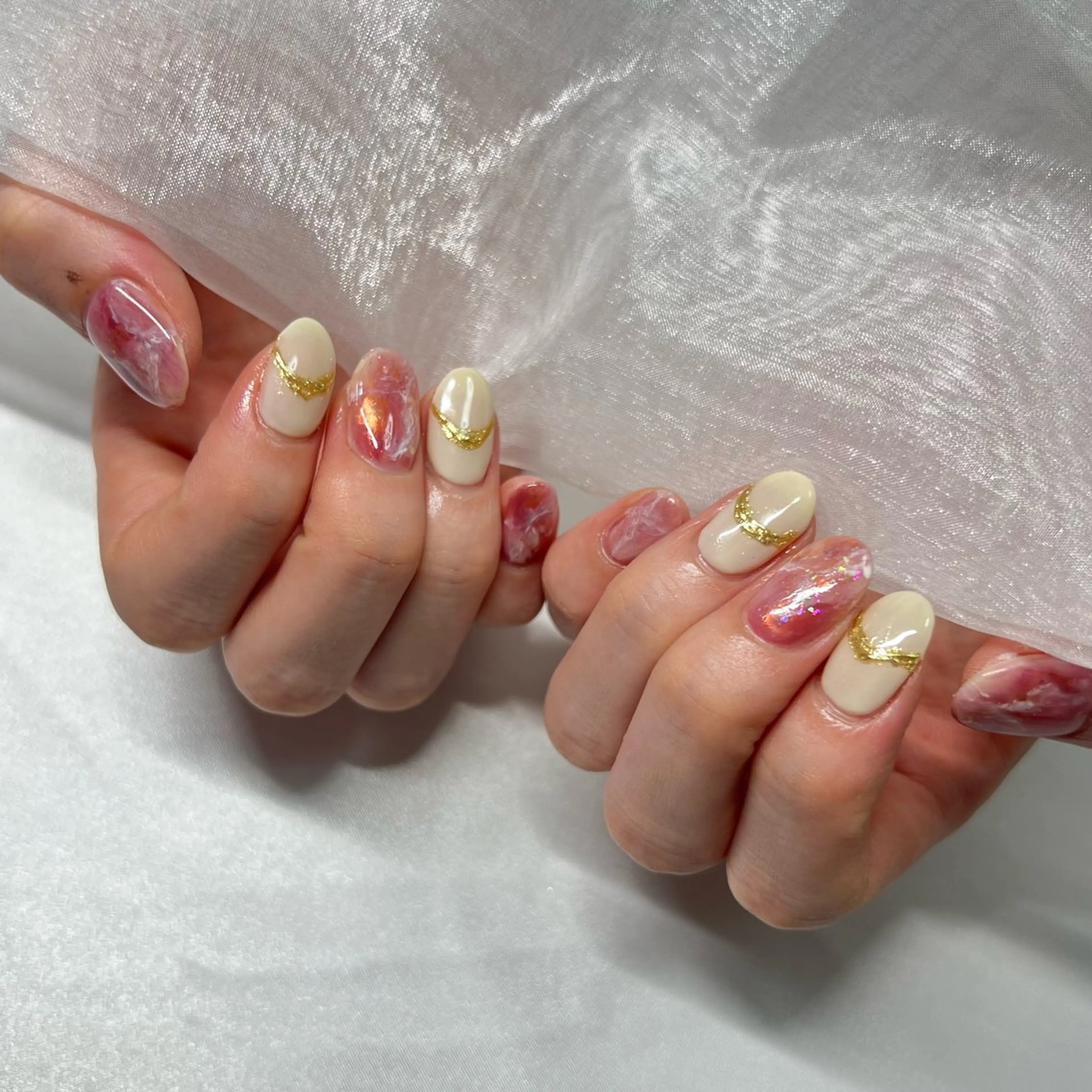 ネイル ジェルネイル 韓国ネイル ラメ(グリッター) マグネットネイル ミラーネイル ハンドネイル -nail salon-Reward所属・nail salon Rewardのネイルデザイン
