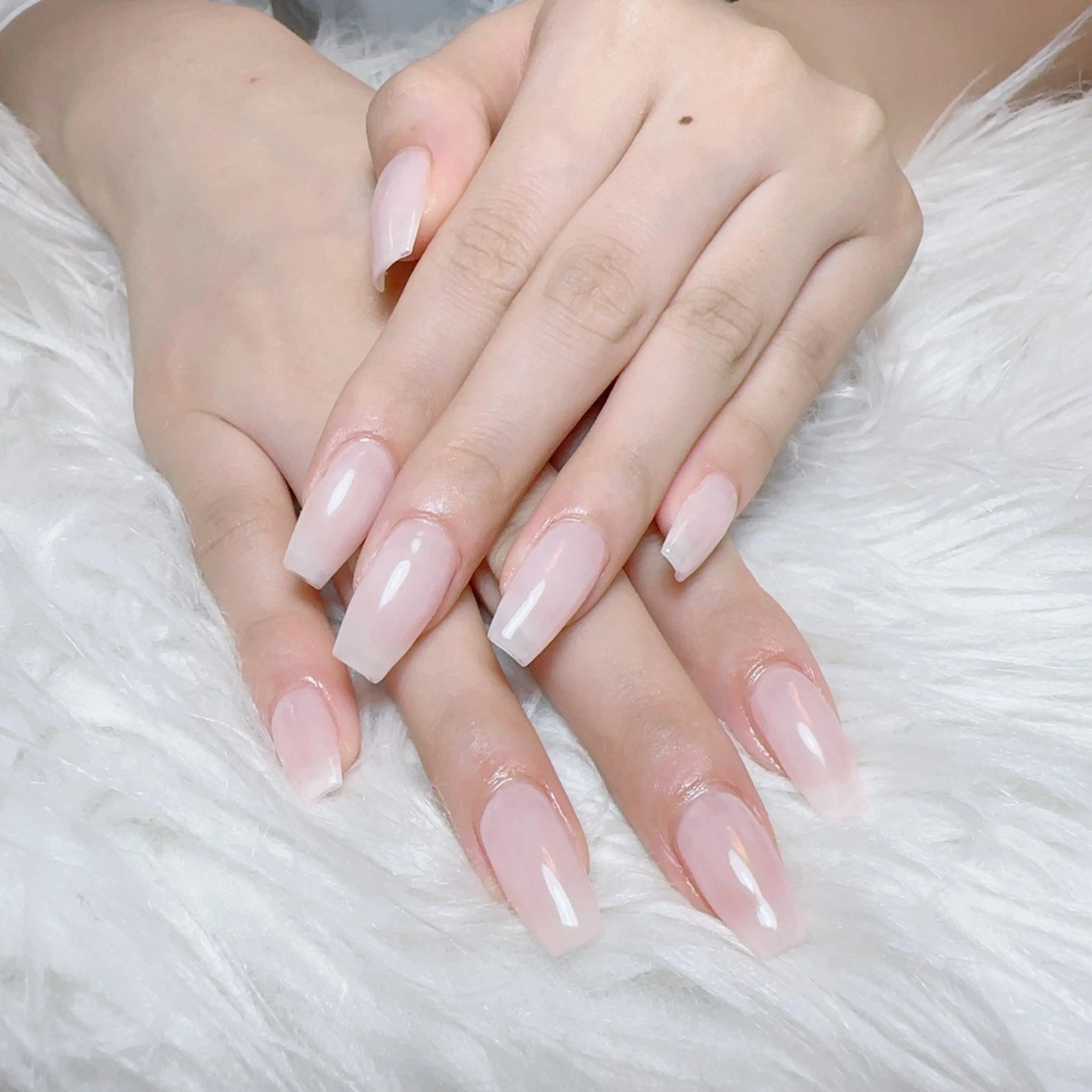 ネイル ハンドネイル ☁️Yun nail KiKi☁️のネイルデザイン