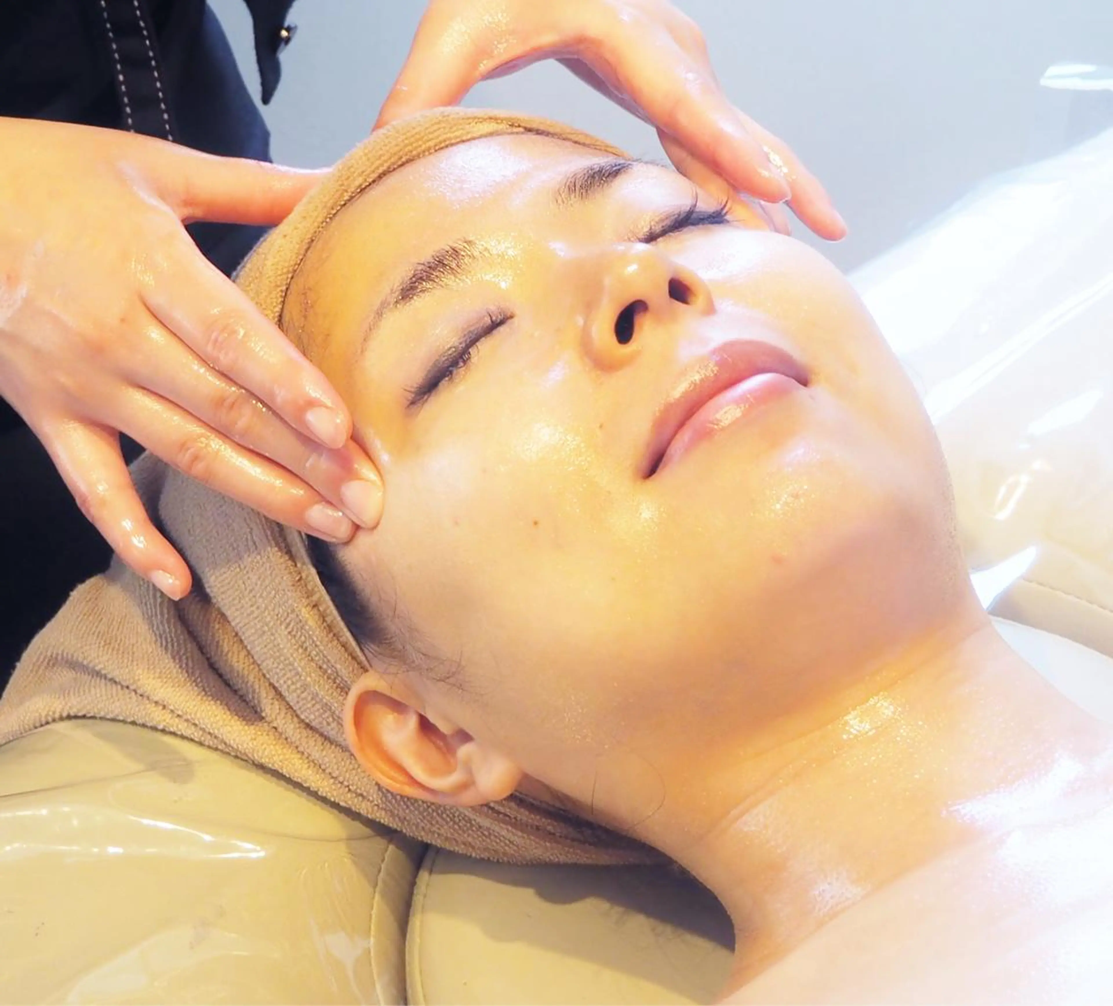 むくみスッキリ小顔フェイシャル 60分の写真