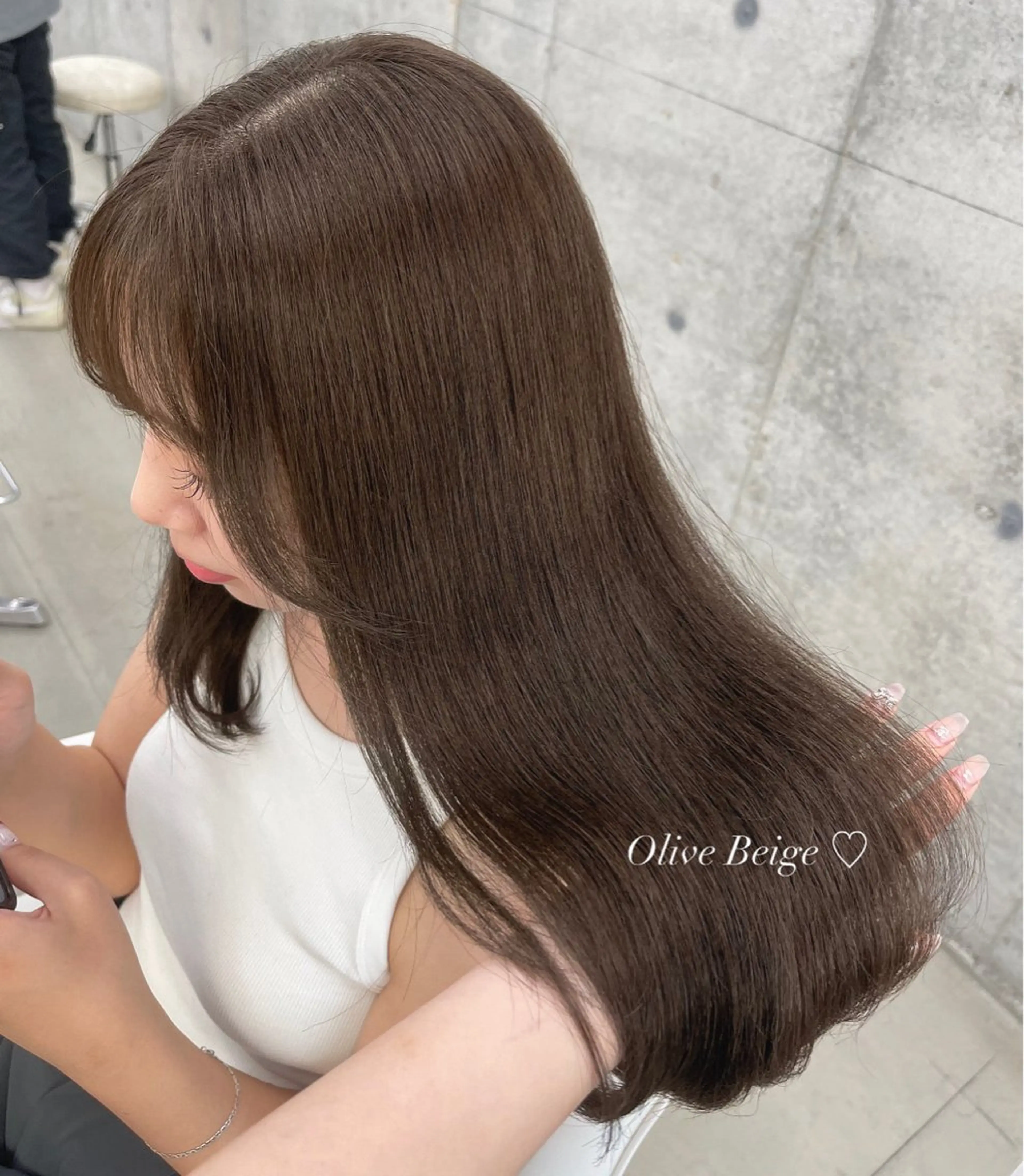 ロング カラー きなみ いく🎀透明感カラーのヘアスタイル