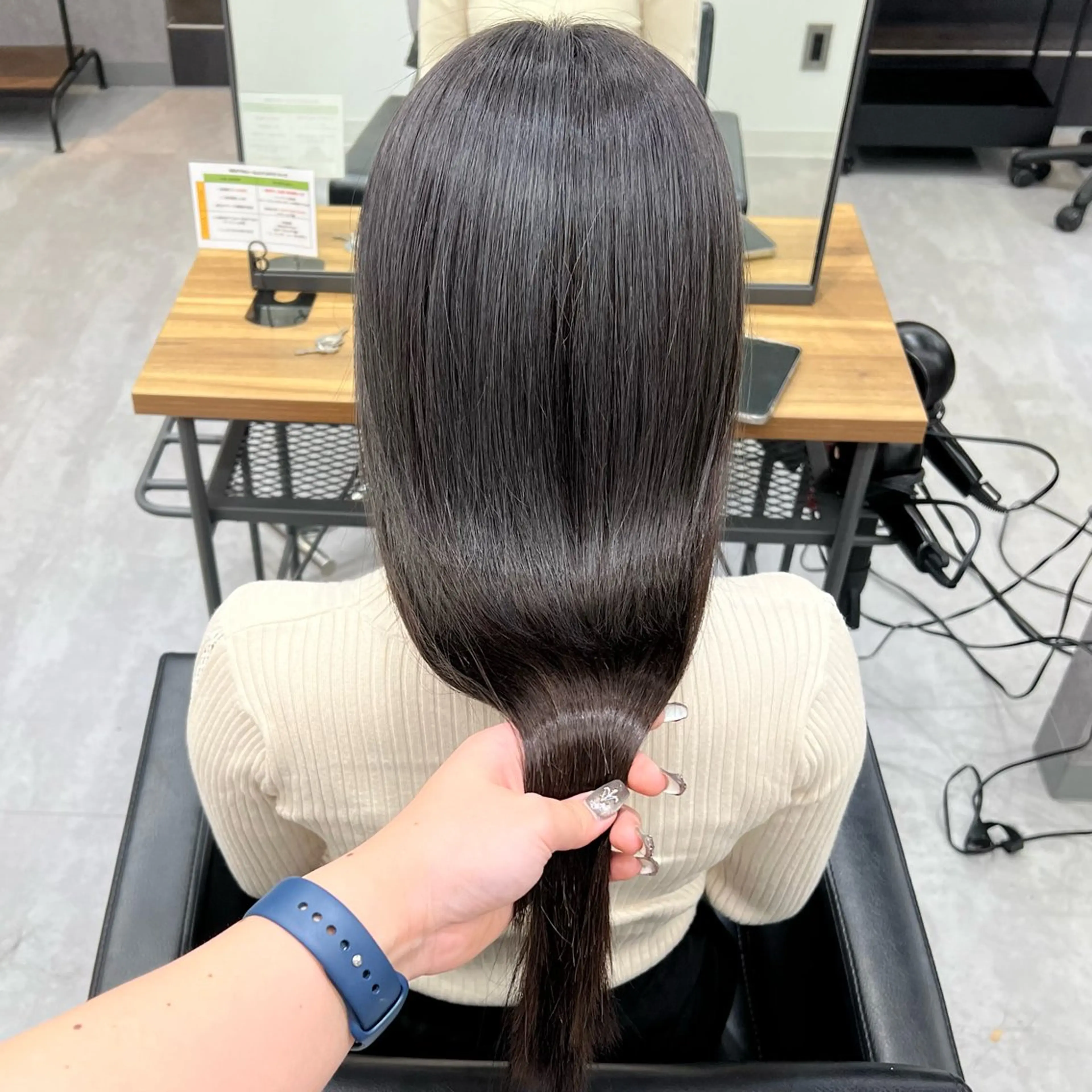 ロング カラー シールエクステ 黒髪 ブリーチ ブラウンカラー デザインカラー カットモデル募集 八王子/kyocoのヘアスタイル