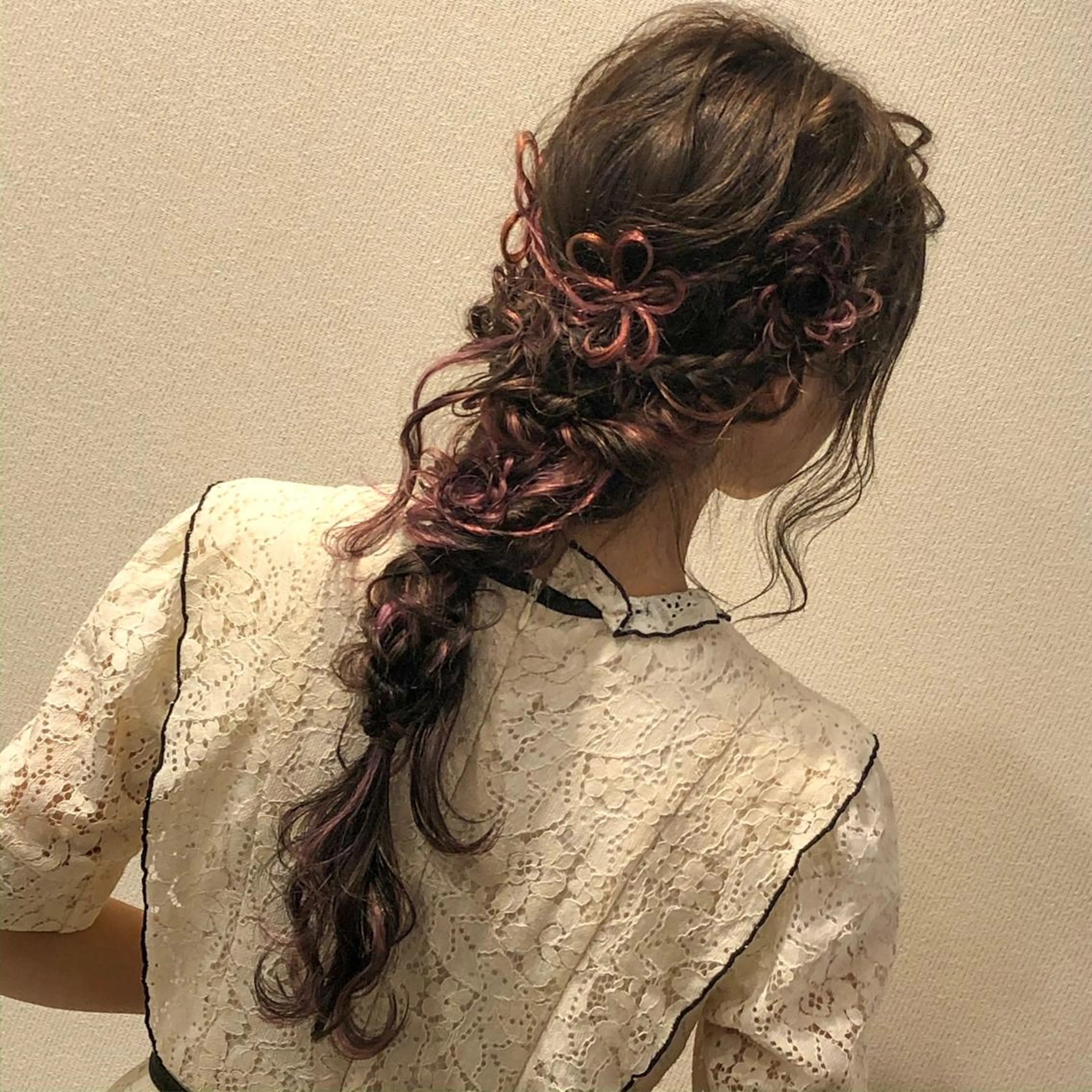 ヘアアレンジ 👑高評価多数エク ステ×ハイトーン唯澄のヘアスタイル