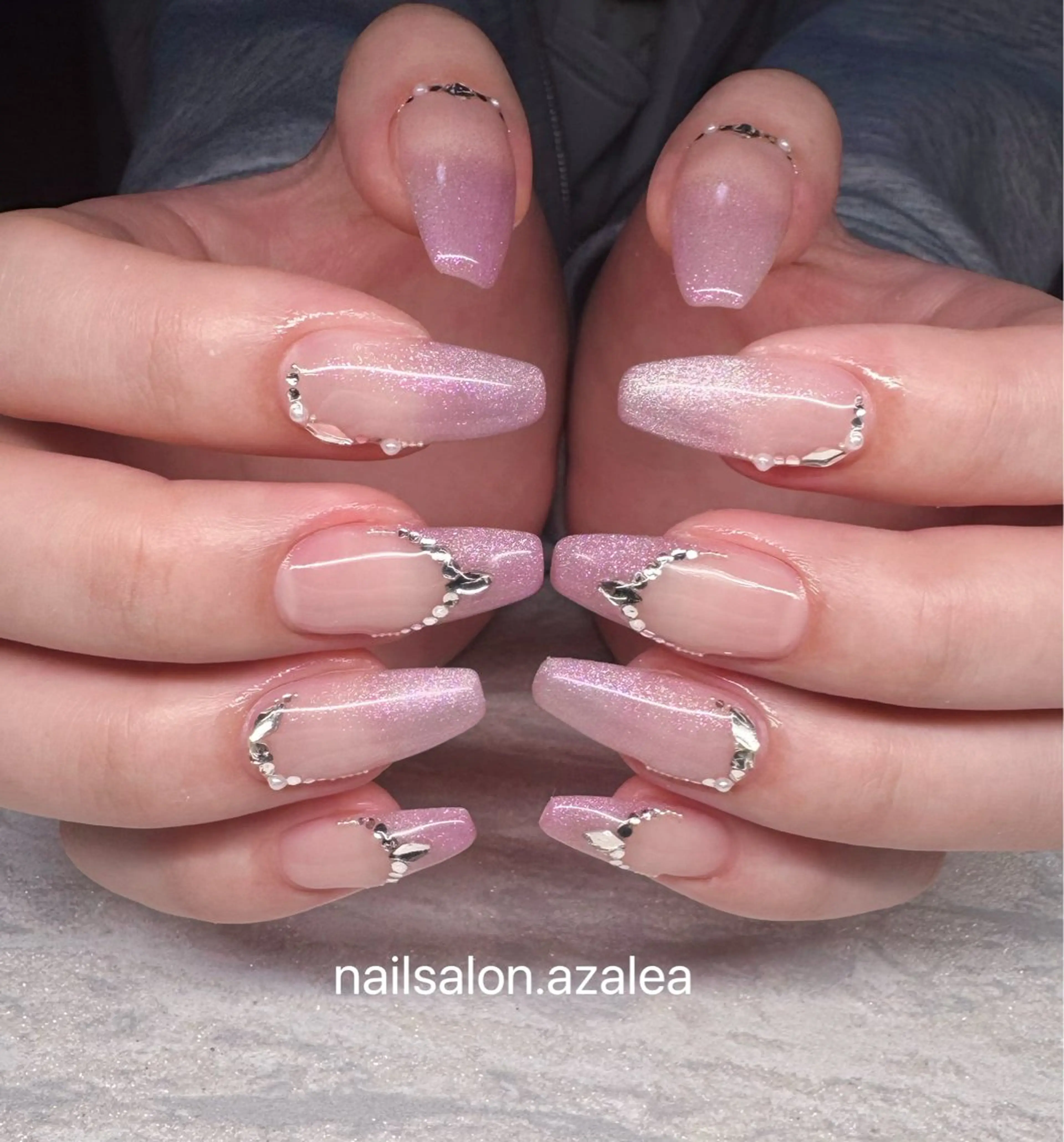 ネイル ハンドネイル R inのネイルデザイン